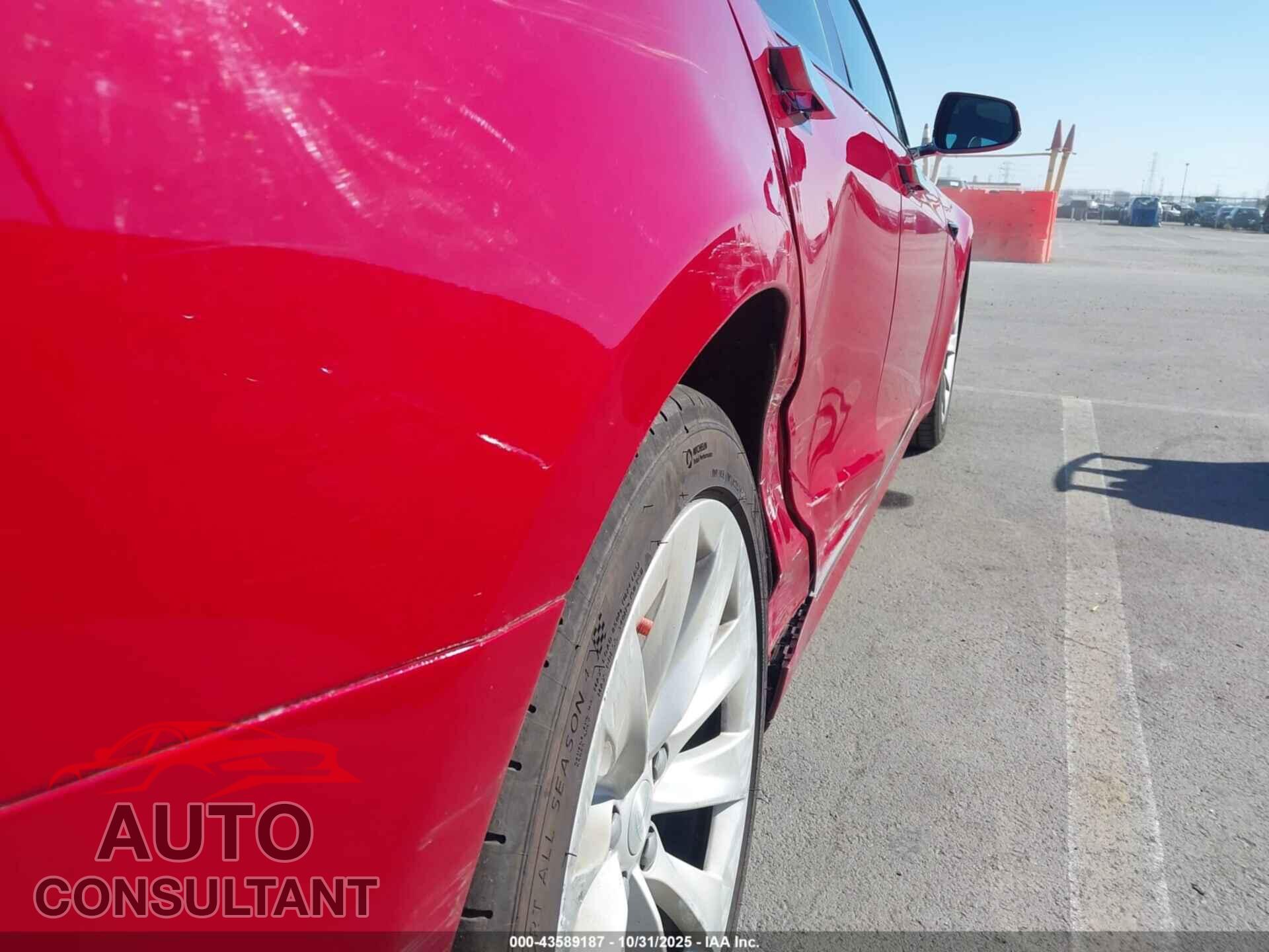 TESLA MODEL S 2017 - 5YJSA1E26HF189689