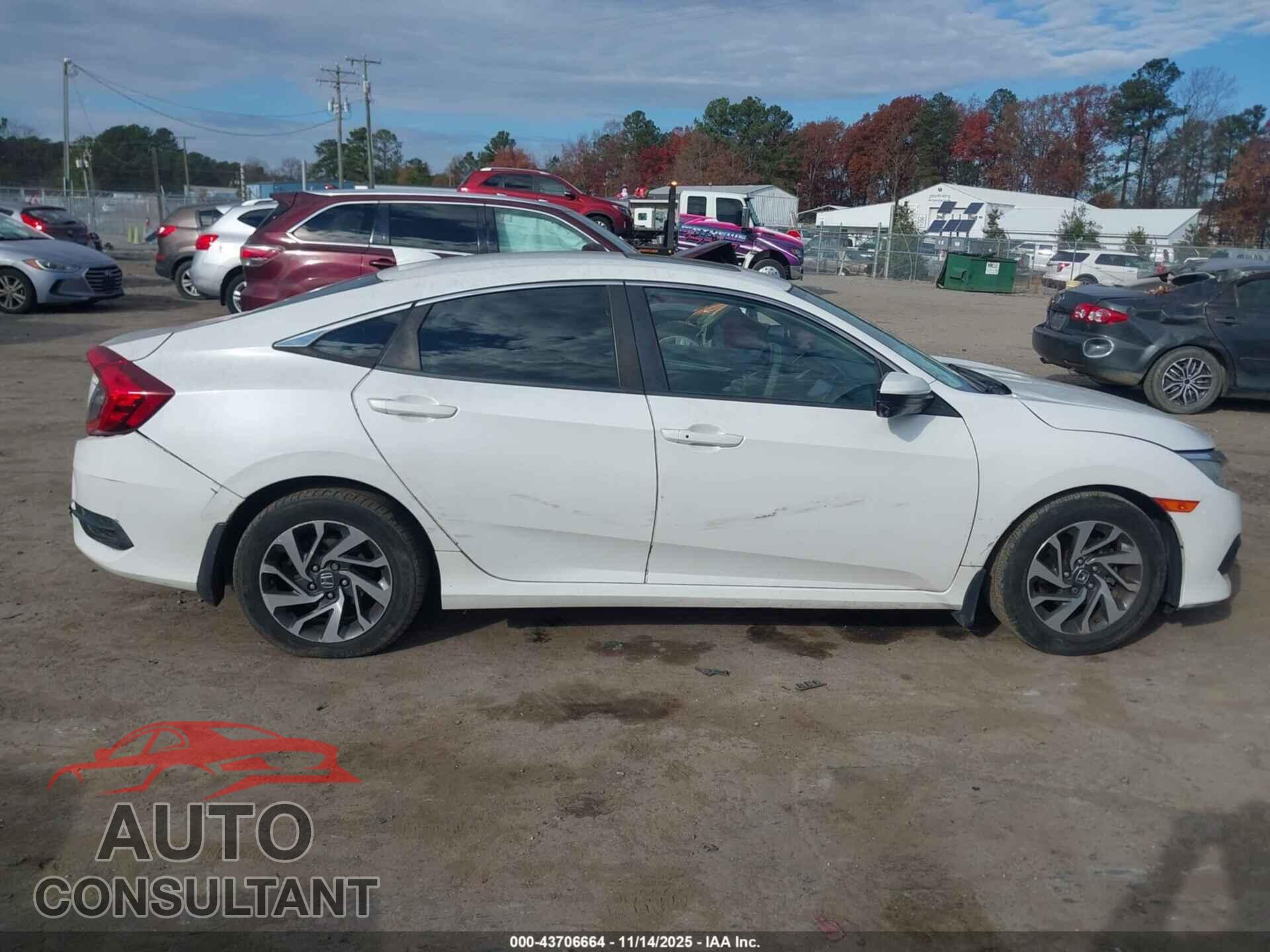 HONDA CIVIC 2018 - 19XFC2F75JE044246