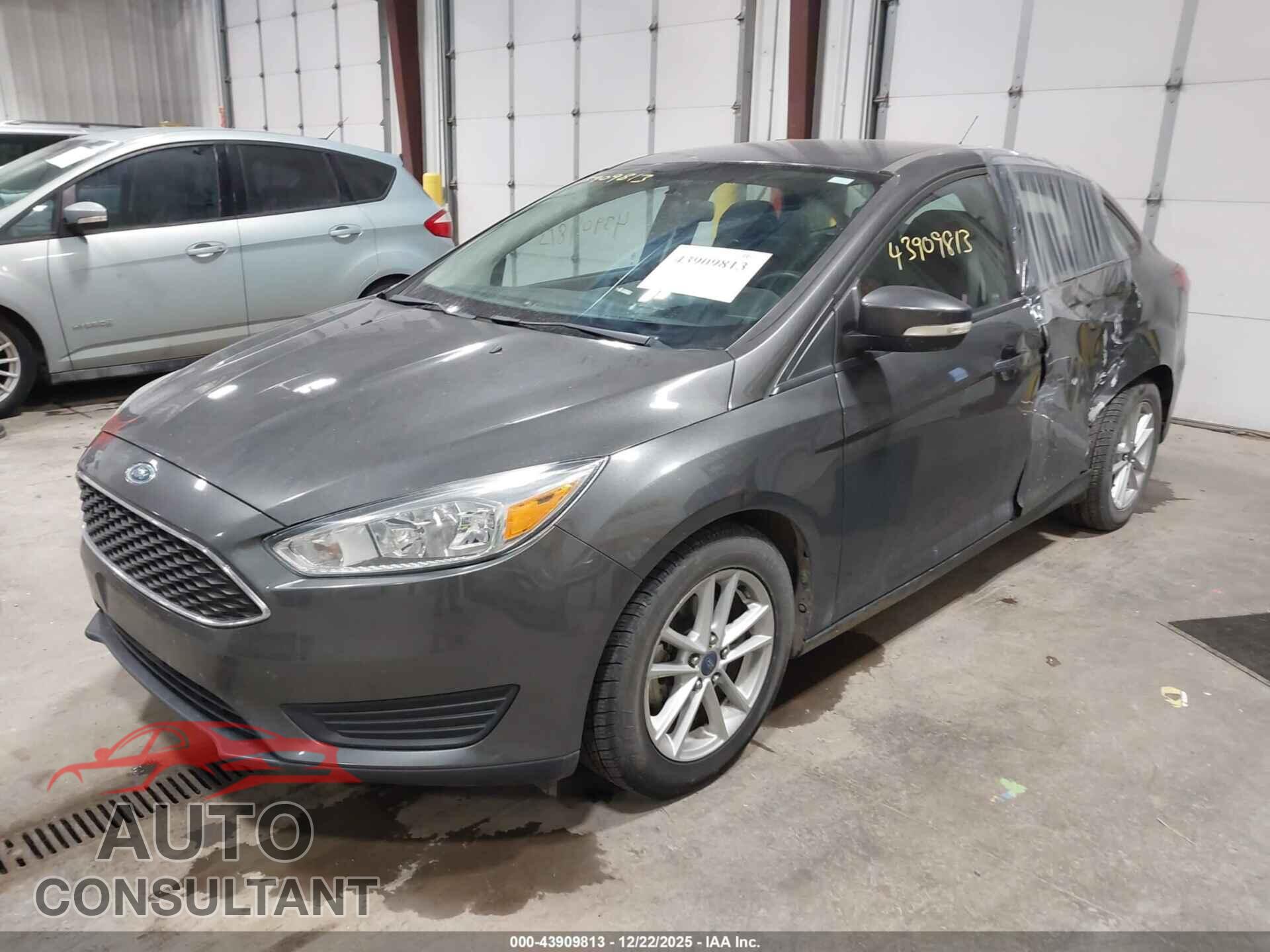 FORD FOCUS 2015 - 1FADP3F27FL281198