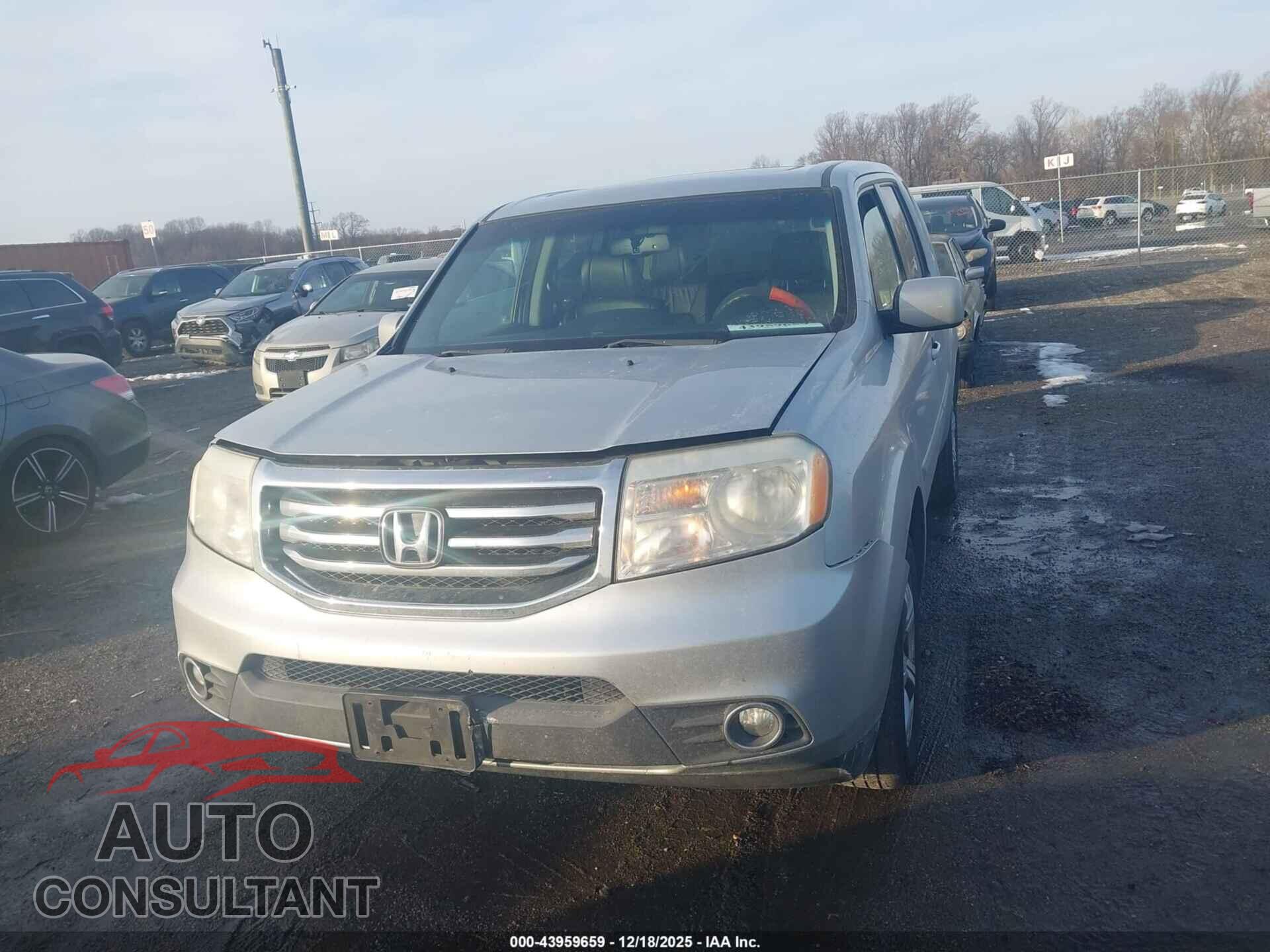 HONDA PILOT 2012 - 5FNYF4H52CB080805