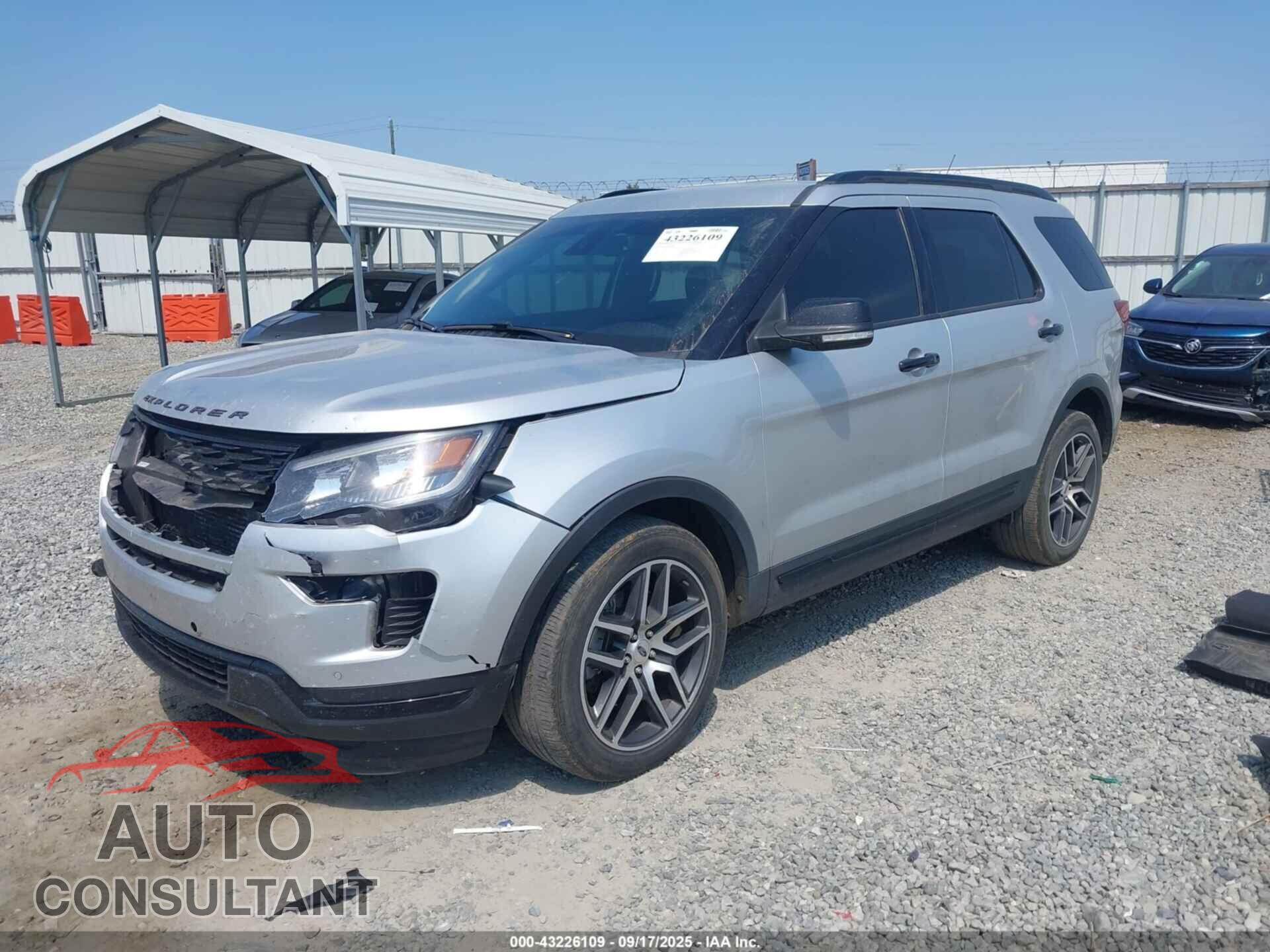 FORD EXPLORER 2018 - 1FM5K8GT1JGB15161