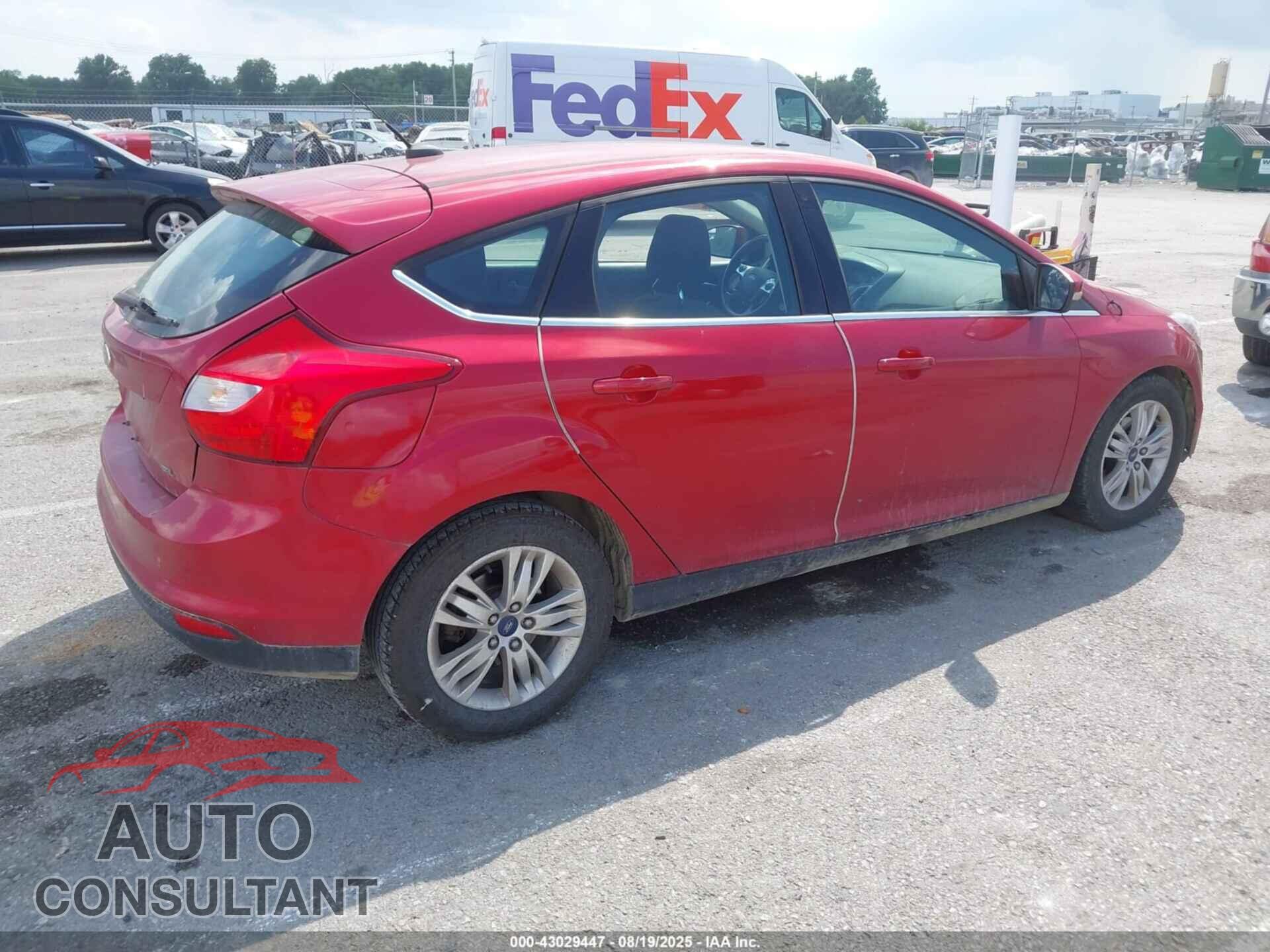 FORD FOCUS 2012 - 1FAHP3M2XCL309642