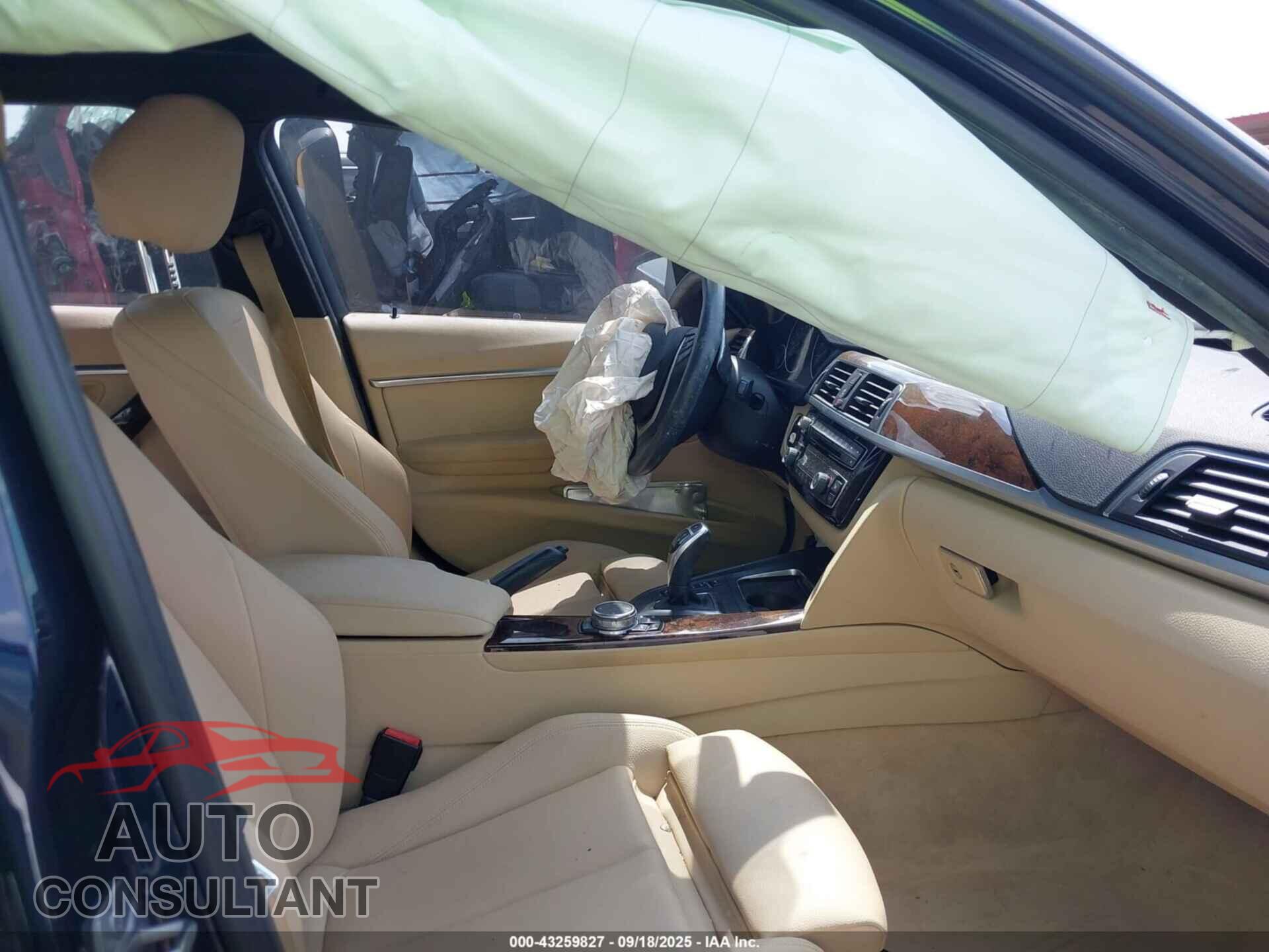 BMW 328I 2016 - WBA8E9G53GNU28357
