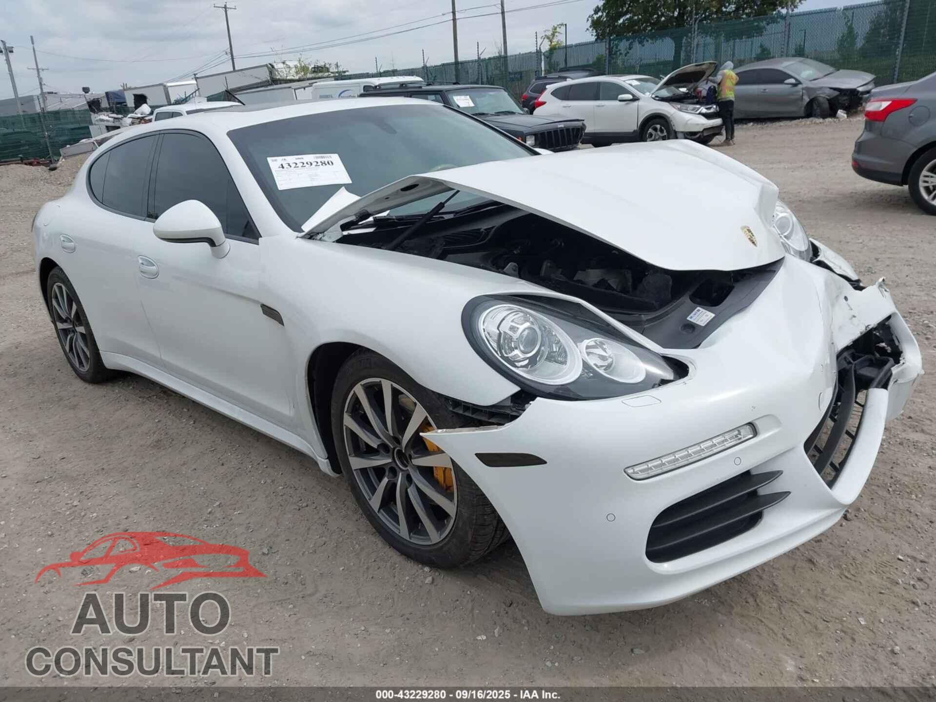 PORSCHE PANAMERA 2015 - WP0AA2A77FL005356