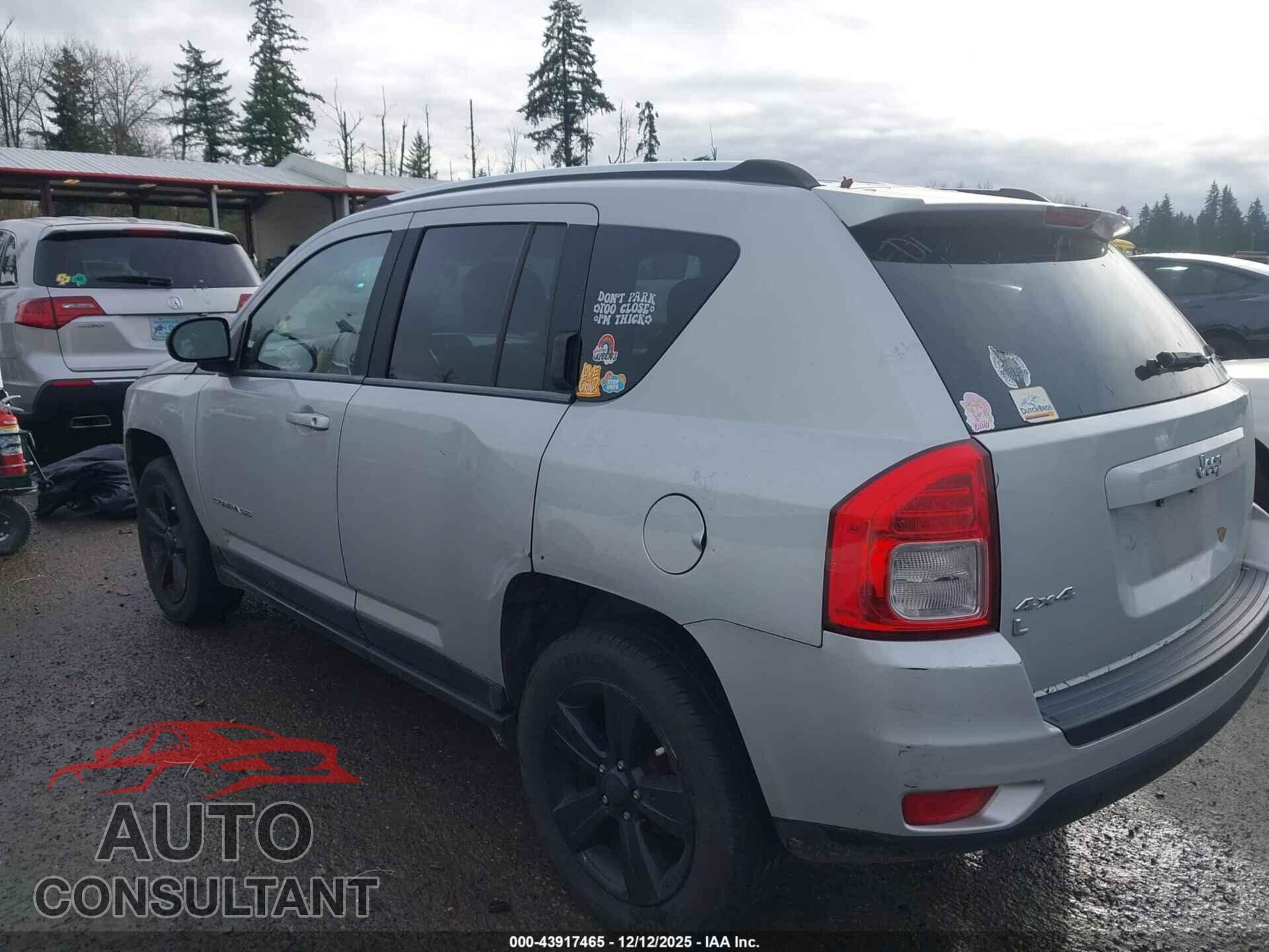 JEEP COMPASS 2011 - 1J4NF1FB8BD216574