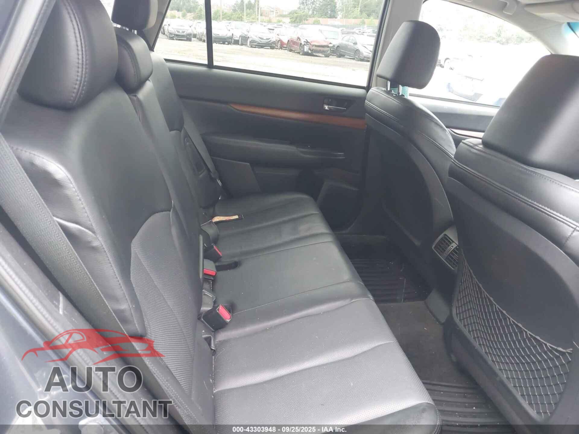 SUBARU OUTBACK 2014 - 4S4BRBLC8E3328297