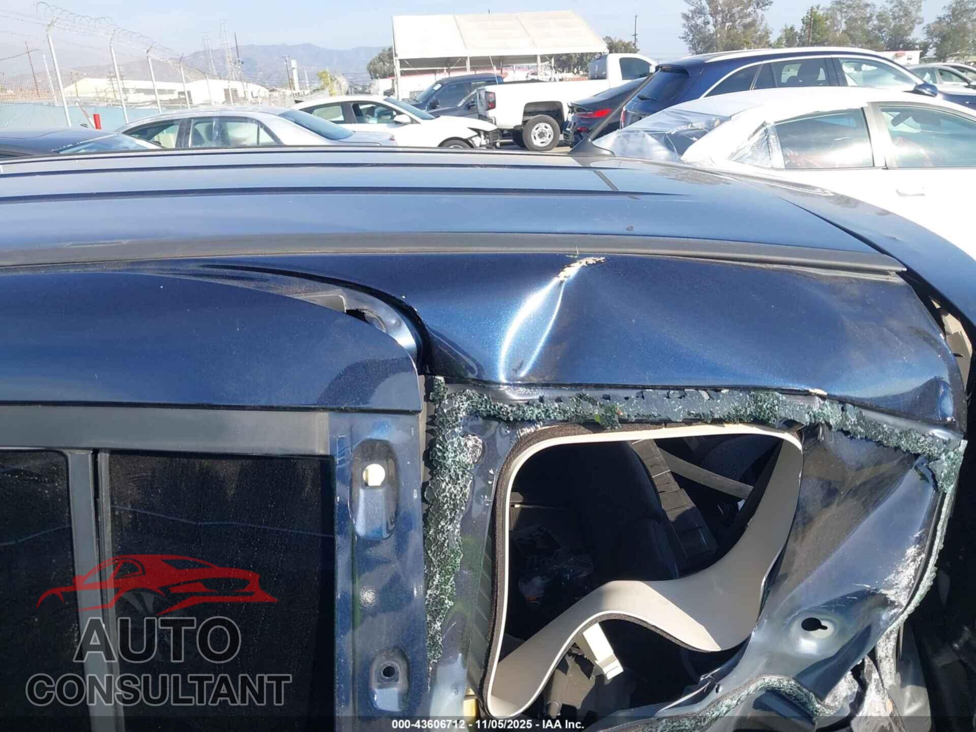 MAZDA MAZDA5 2015 - JM1CW2BL7F0182965