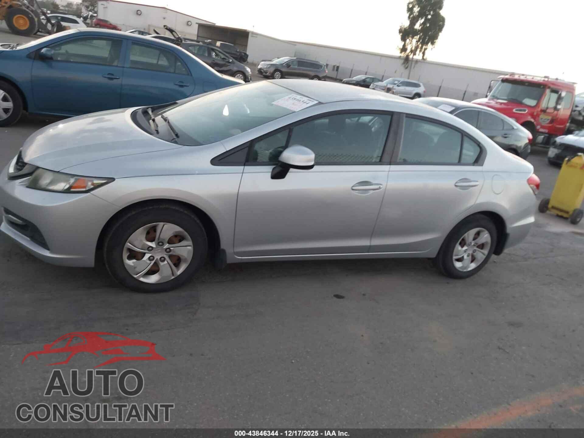 HONDA CIVIC 2013 - 2HGFB2F57DH548518