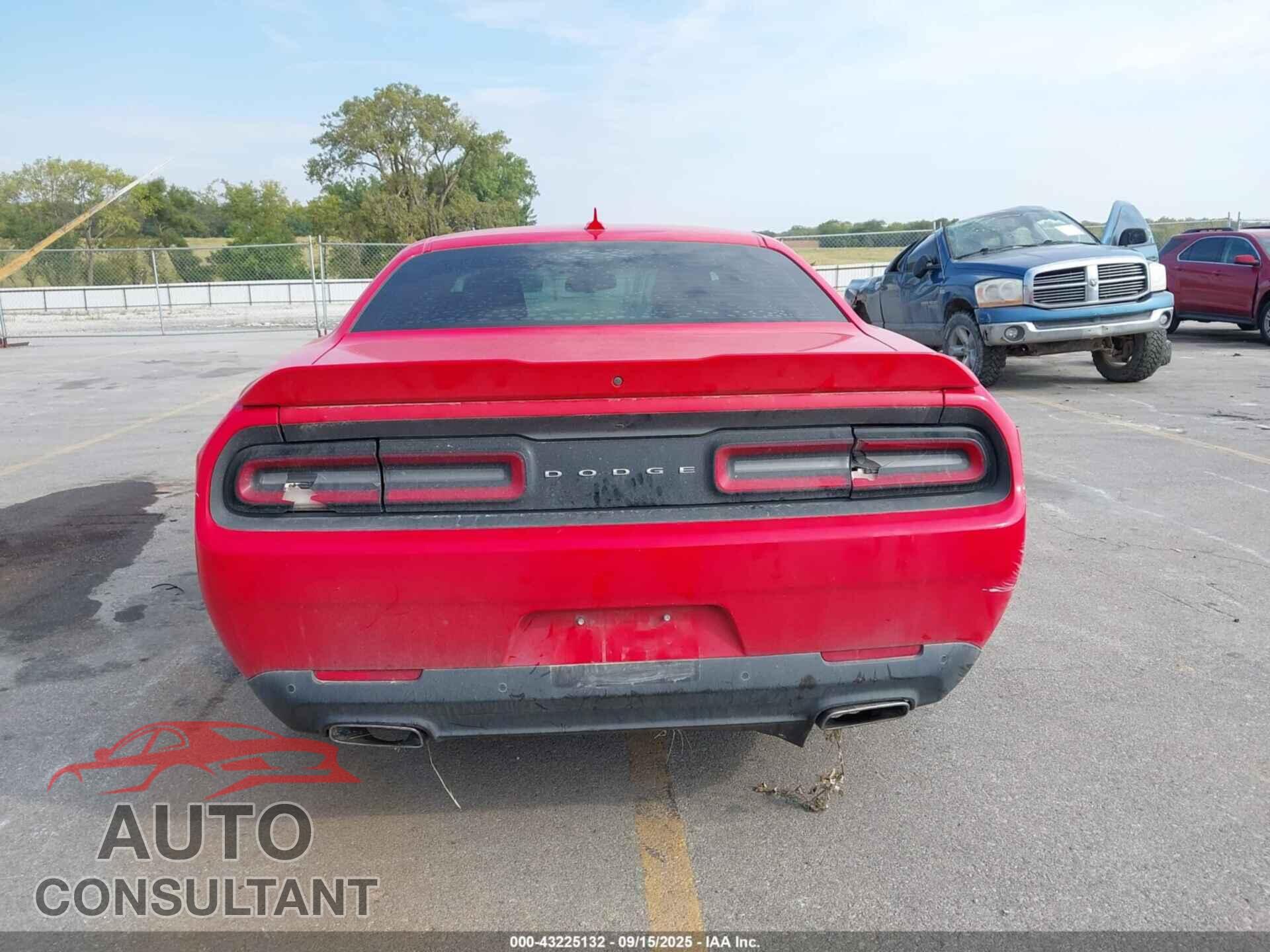 DODGE CHALLENGER 2017 - 2C3CDZGG4HH543100
