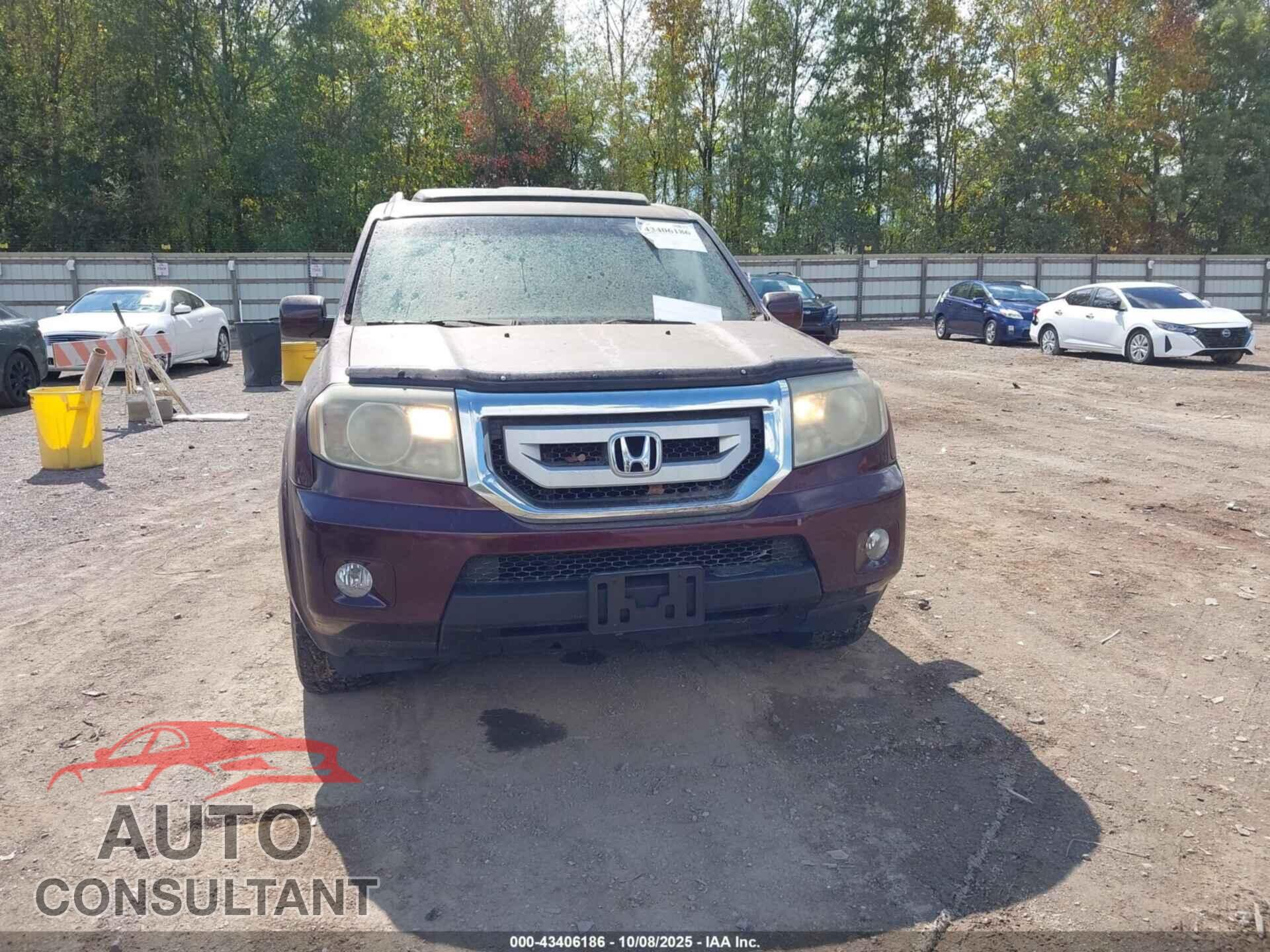 HONDA PILOT 2011 - 5FNYF3H67BB036025