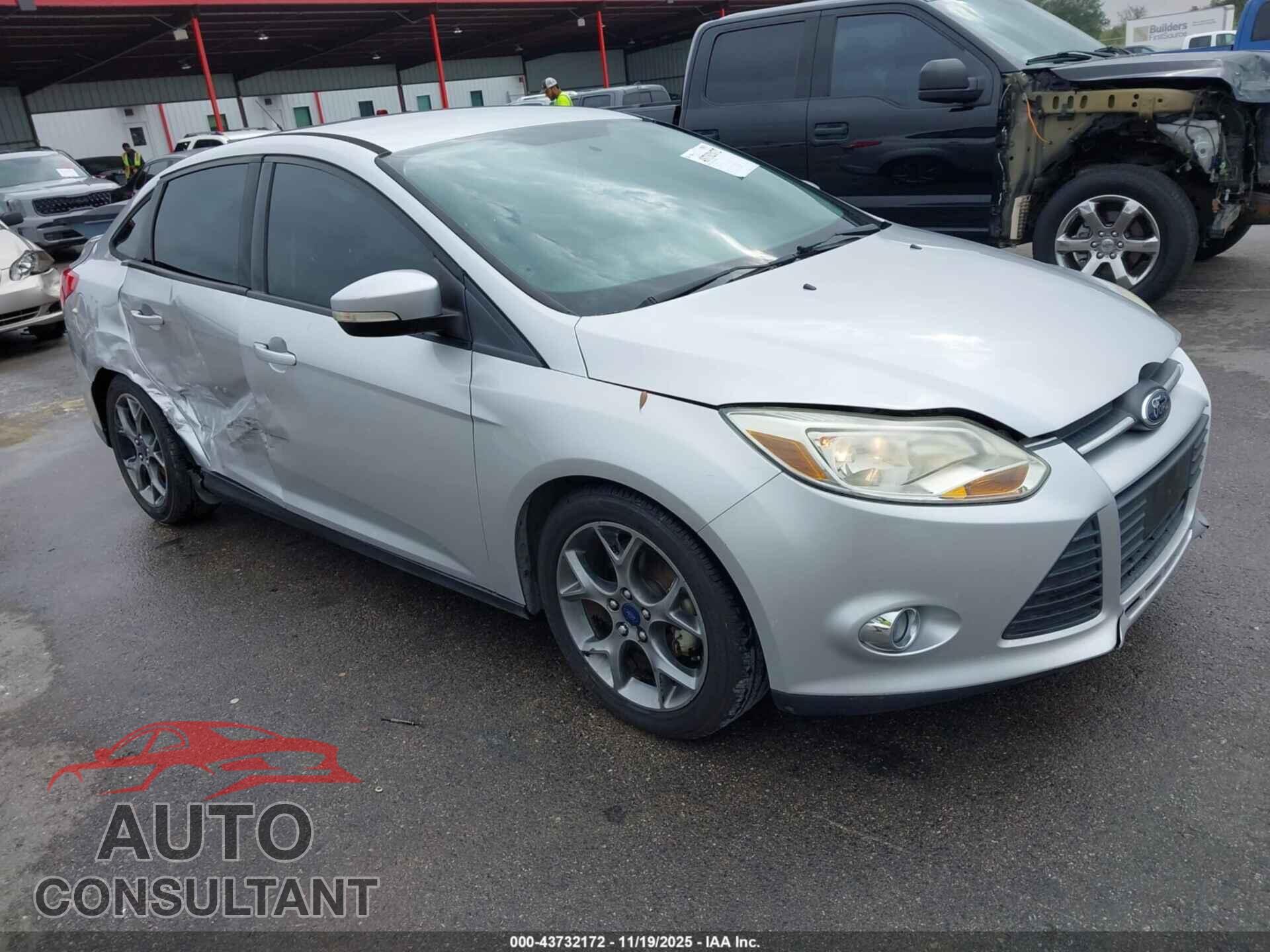 FORD FOCUS 2014 - 1FADP3F29EL195650