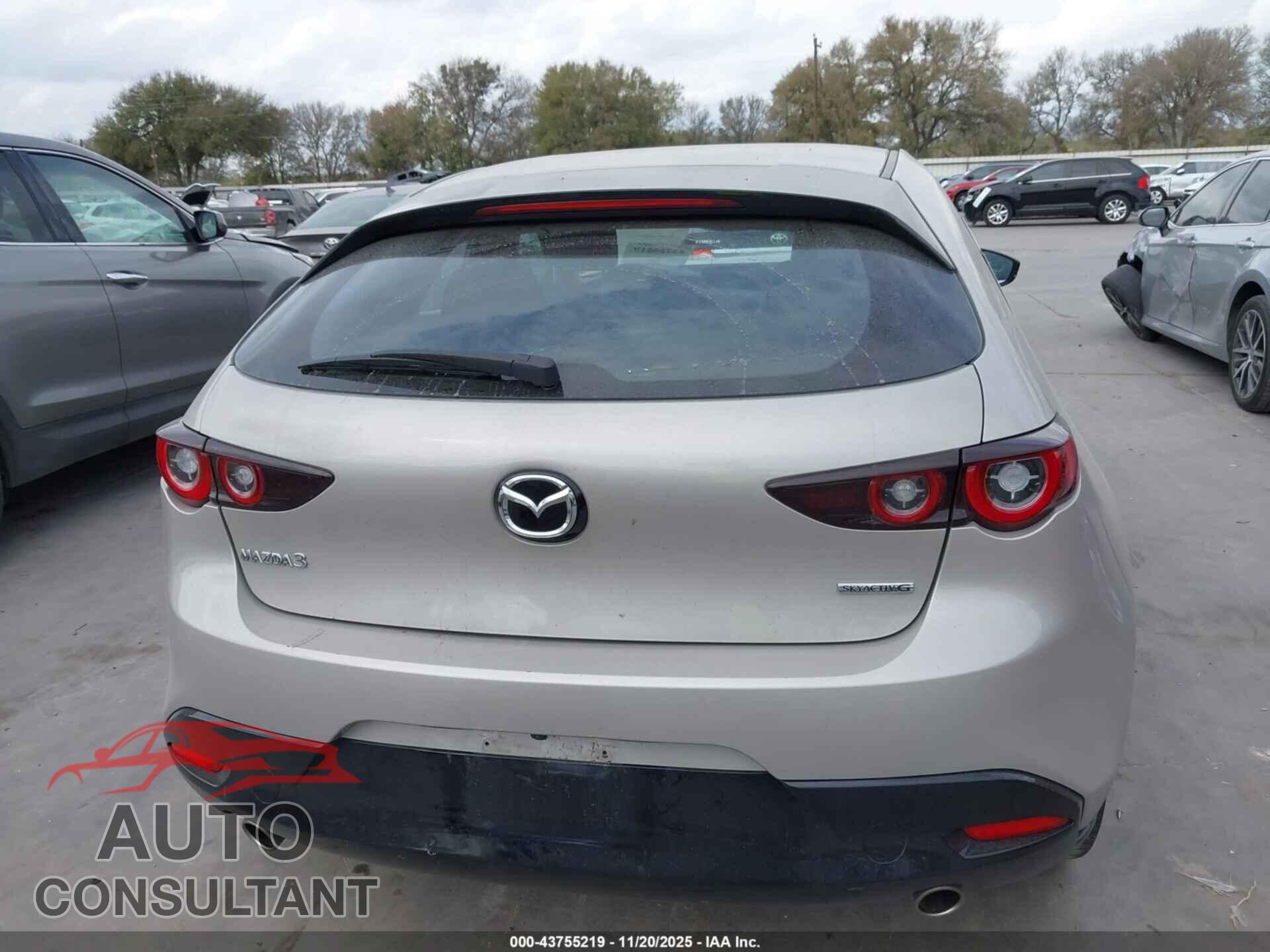 MAZDA MAZDA3 2025 - JM1BPAKM5S1752154