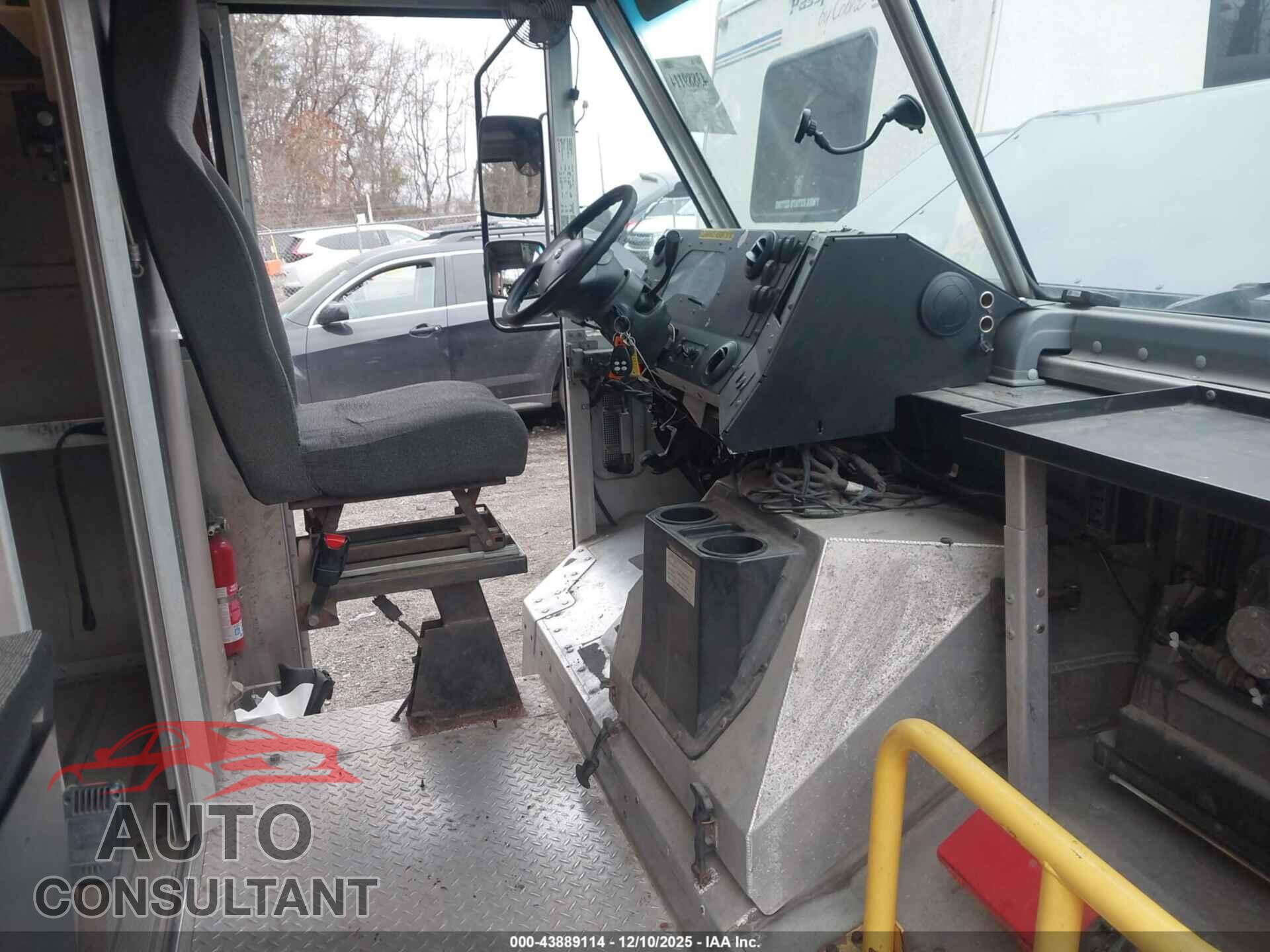 FORD E-450 STRIPPED 2019 - 1FC3E4K66KDC48384