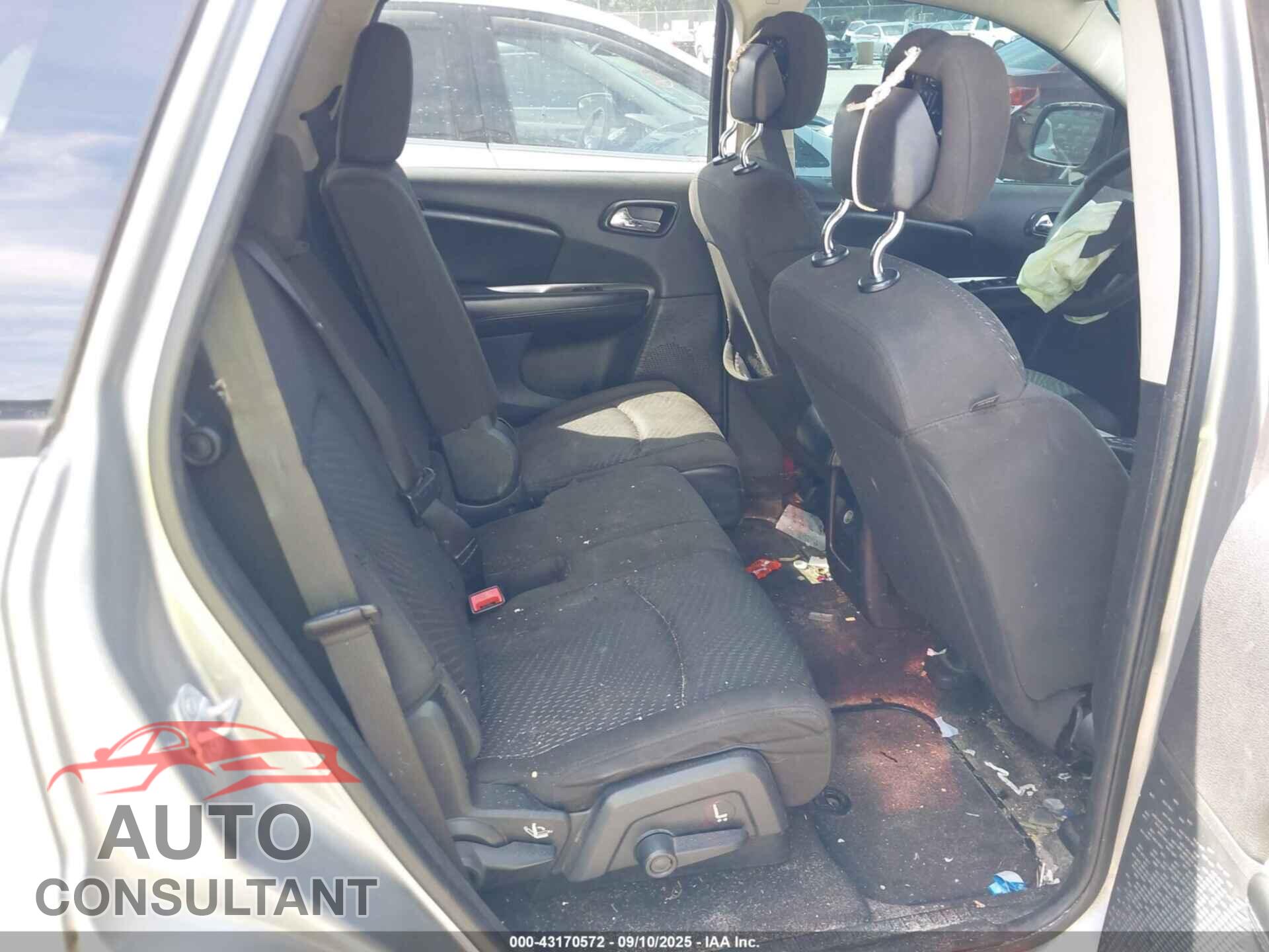 DODGE JOURNEY 2015 - 3C4PDCBG7FT686113