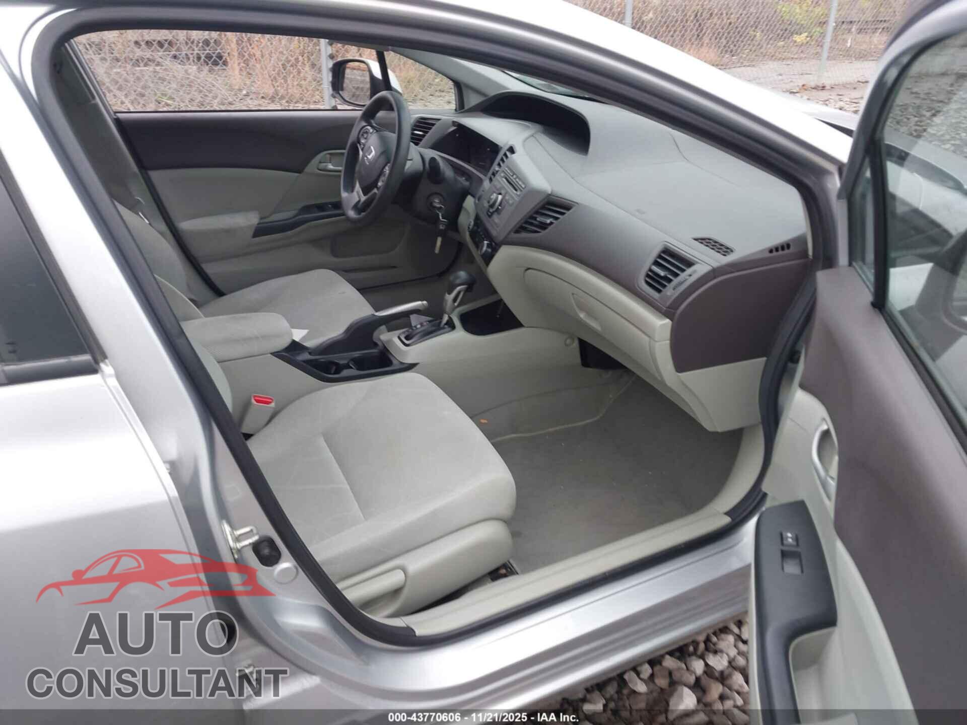 HONDA CIVIC 2012 - 19XFB2F53CE368753