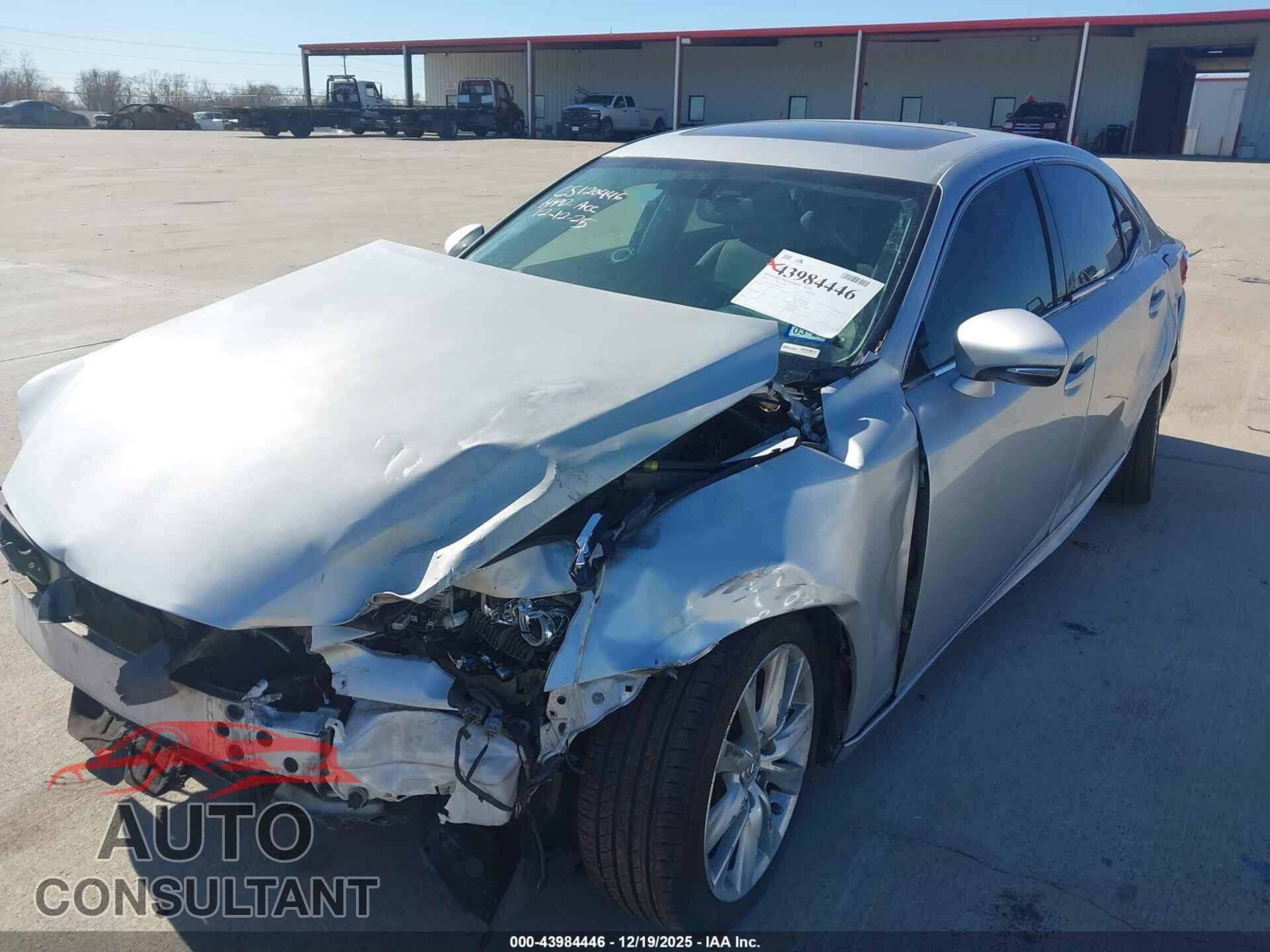 LEXUS IS 250 2015 - JTHCF1D27F5029194