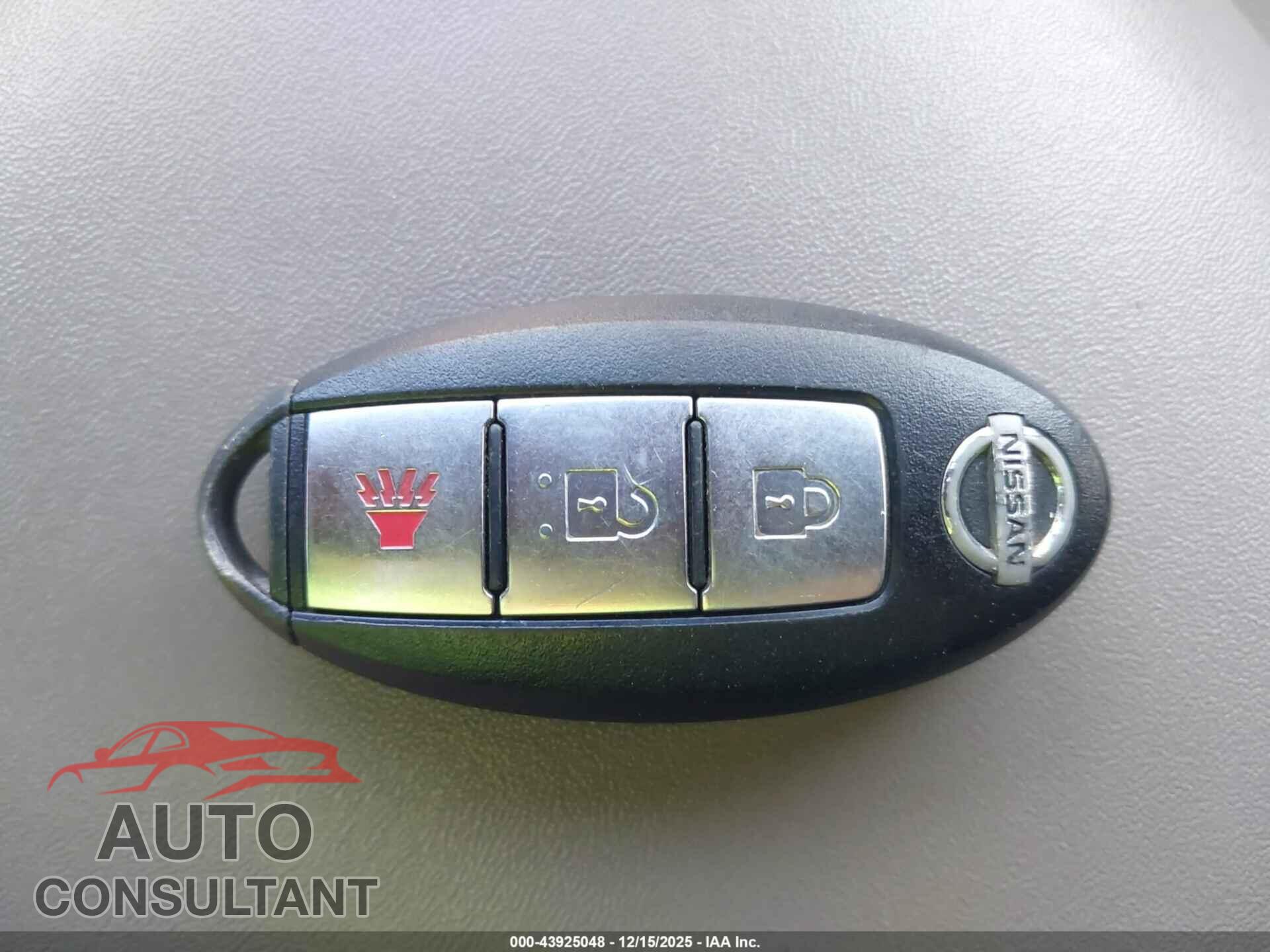 NISSAN PATHFINDER 2012 - 5N1AR1NN8CC630738