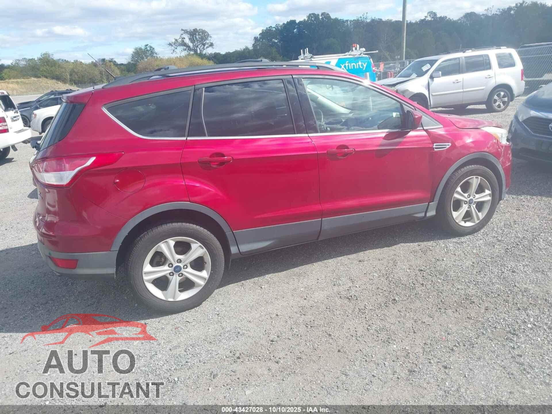 FORD ESCAPE 2015 - 1FMCU9GXXFUB35606