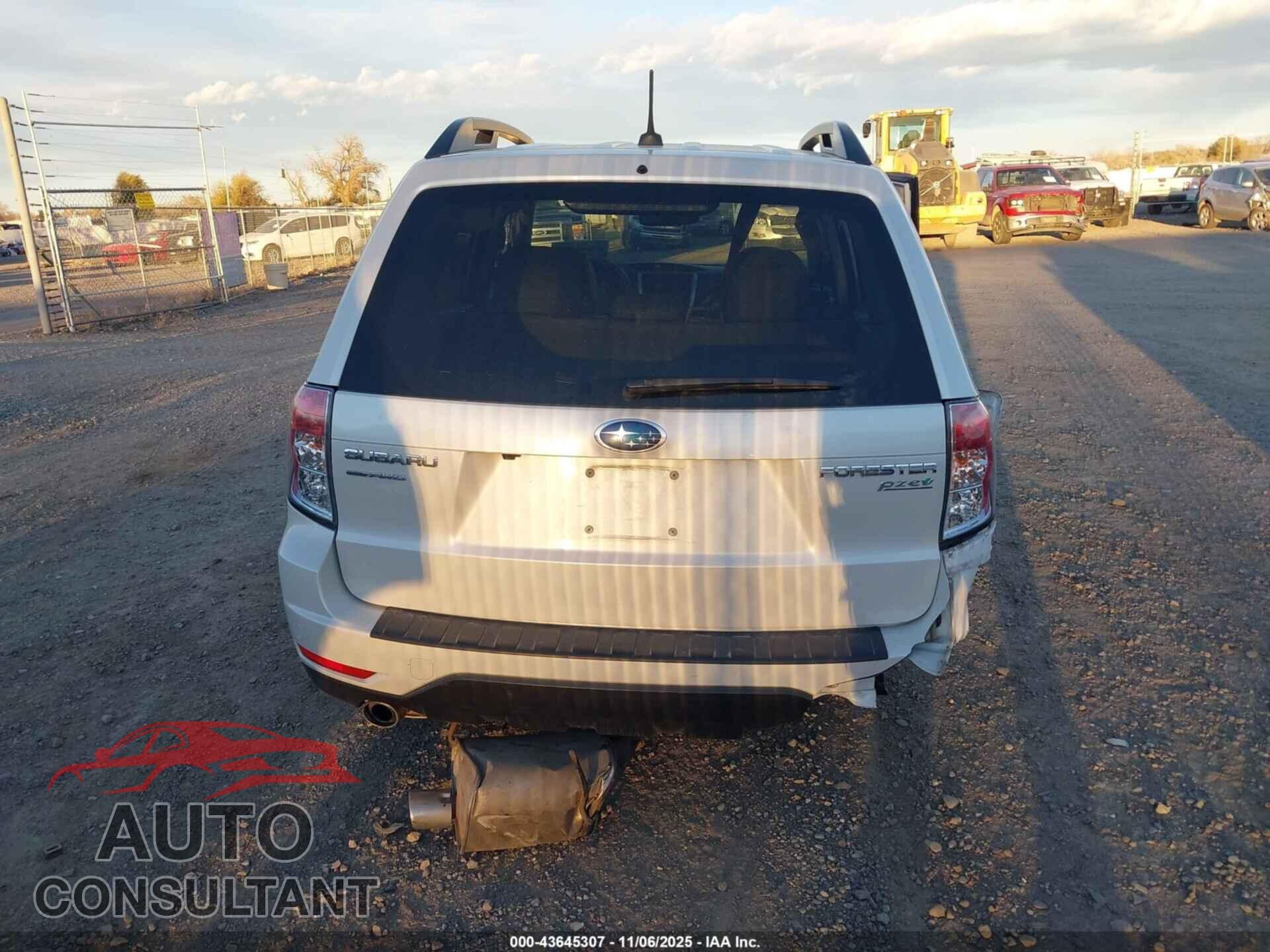SUBARU FORESTER 2011 - JF2SHAEC2BH762777