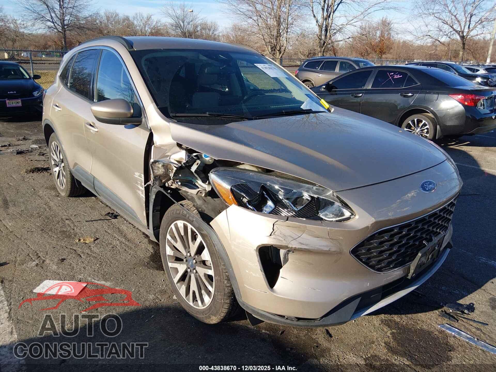 FORD ESCAPE 2020 - 1FMCU9H98LUA14603