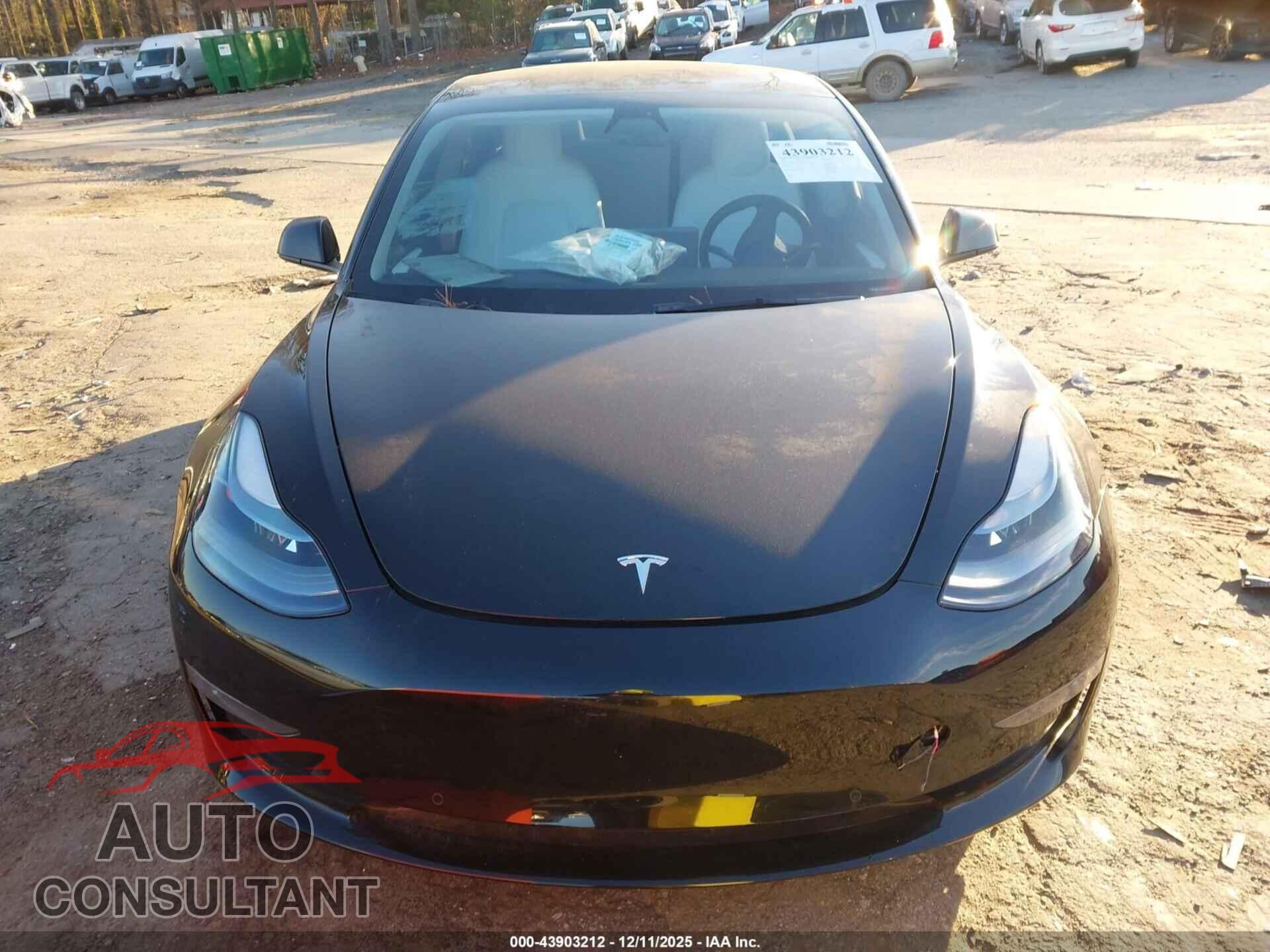 TESLA MODEL 3 2022 - 5YJ3E1EB5NF120111