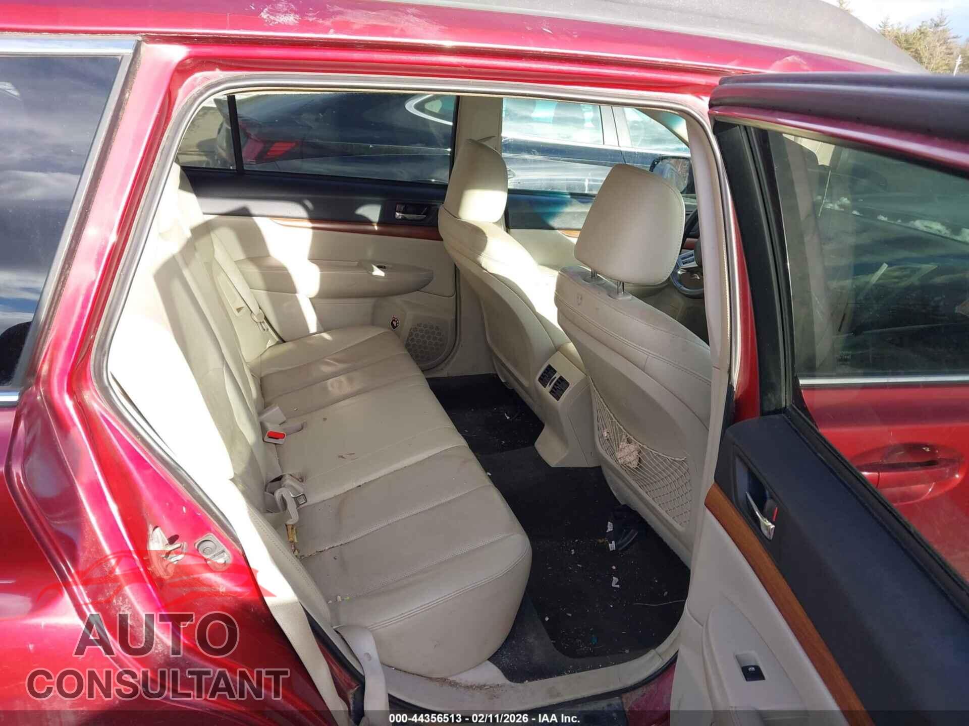 SUBARU OUTBACK 2014 - 4S4BRBLC4E3239214