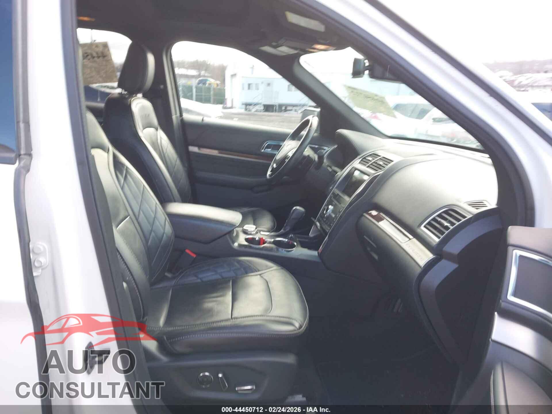 FORD EXPLORER 2018 - 1FM5K8HTXJGA19544