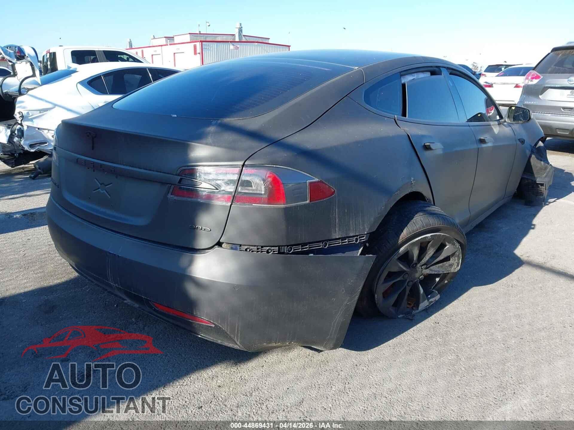 TESLA MODEL S 2017 - 5YJSA1E26HF192284