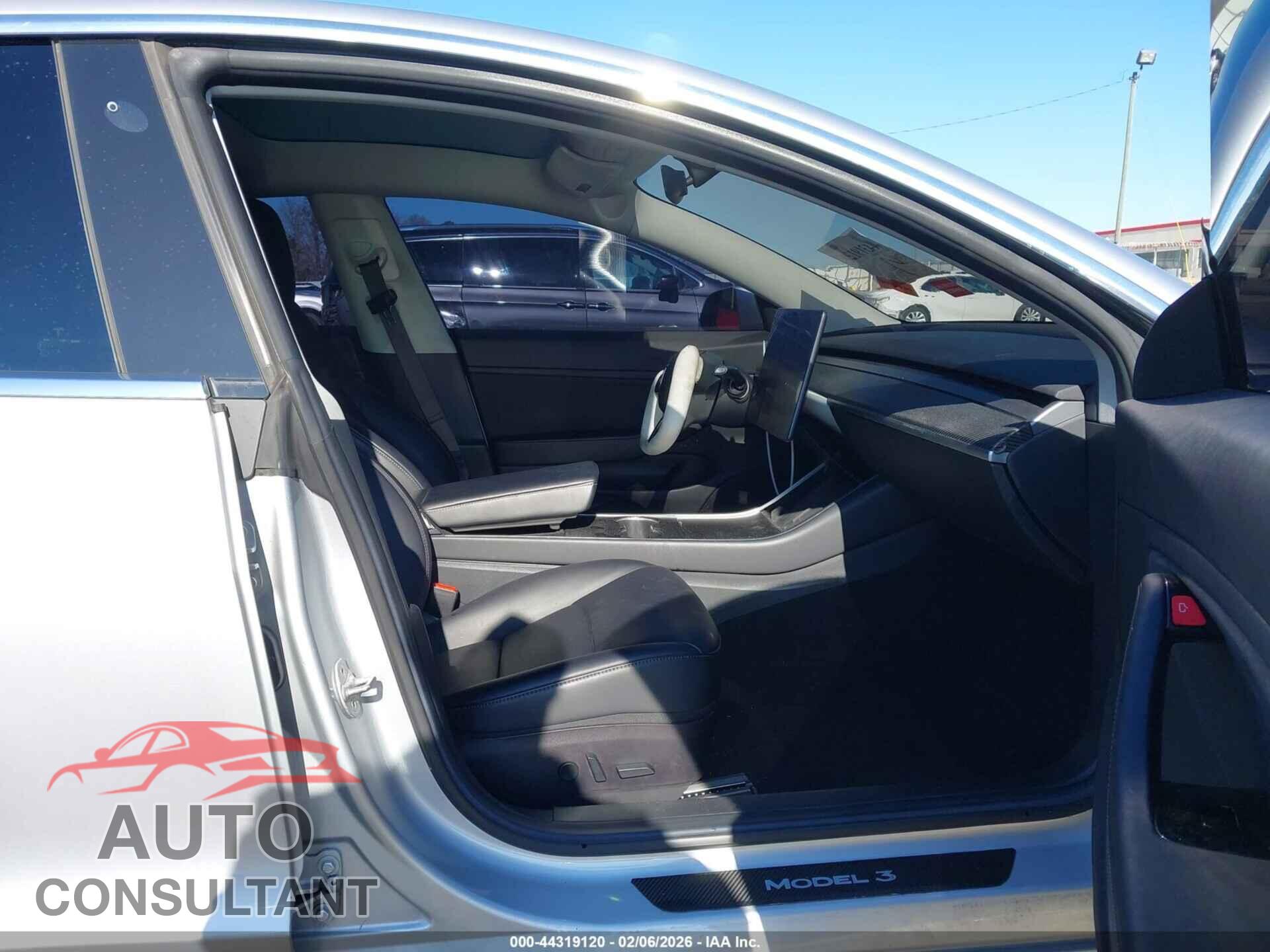 TESLA MODEL 3 2018 - 5YJ3E1EA1JF024252