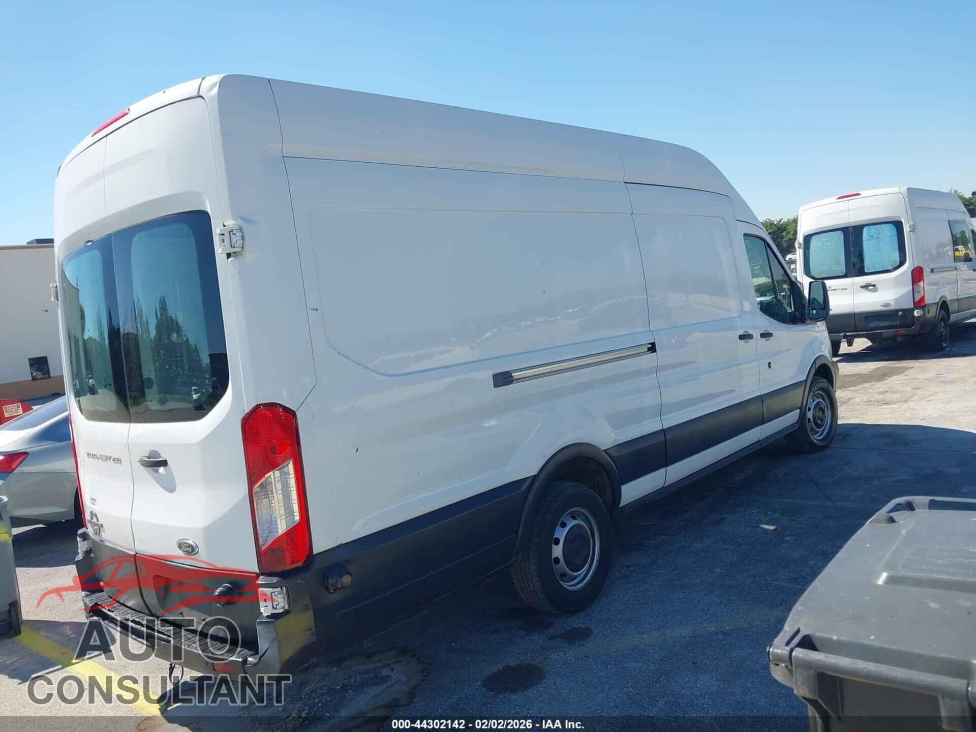 FORD TRANSIT-250 2015 - 1FTNR3XV2FKB10933