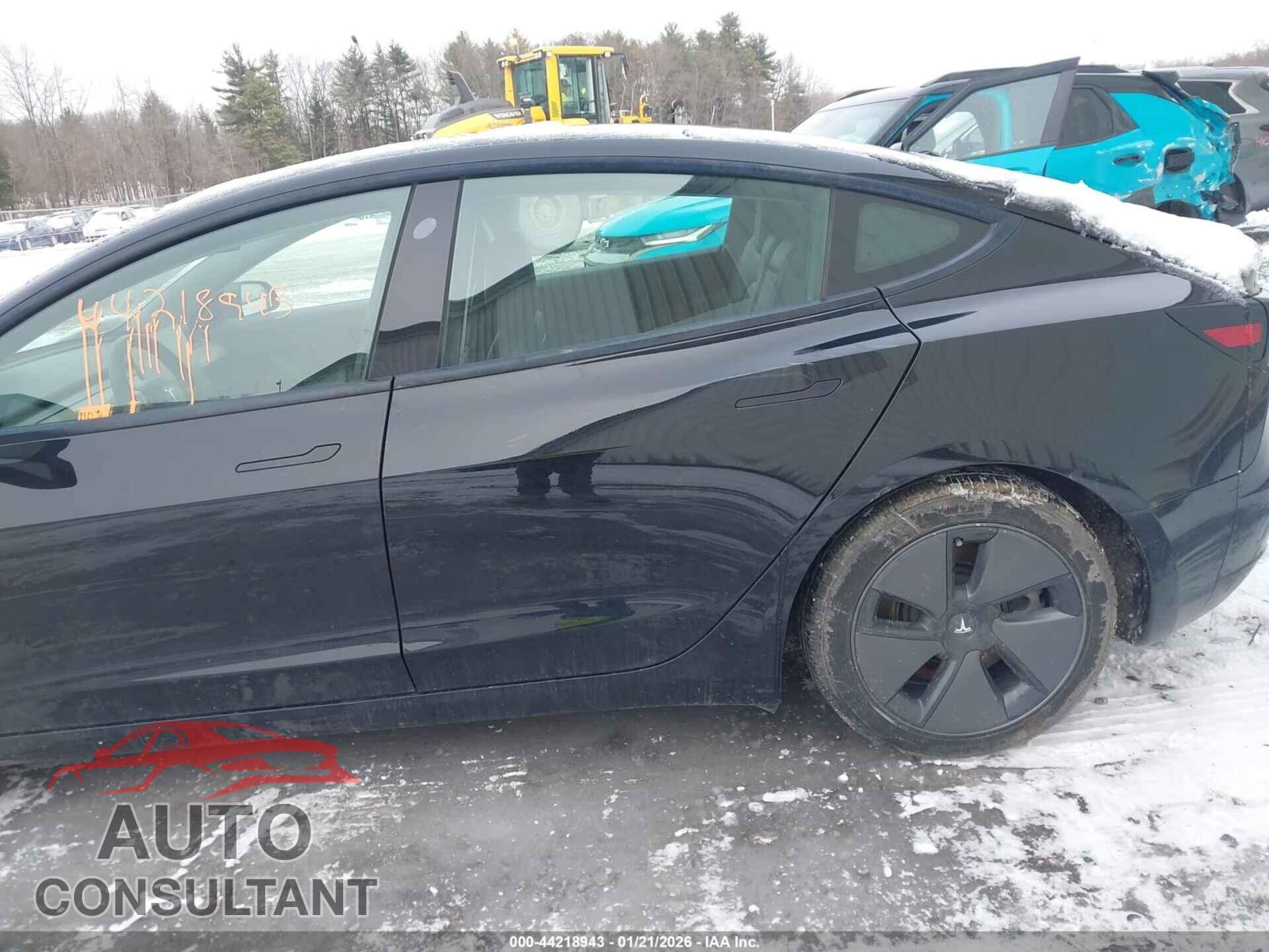 TESLA MODEL 3 2021 - 5YJ3E1EB7MF915580