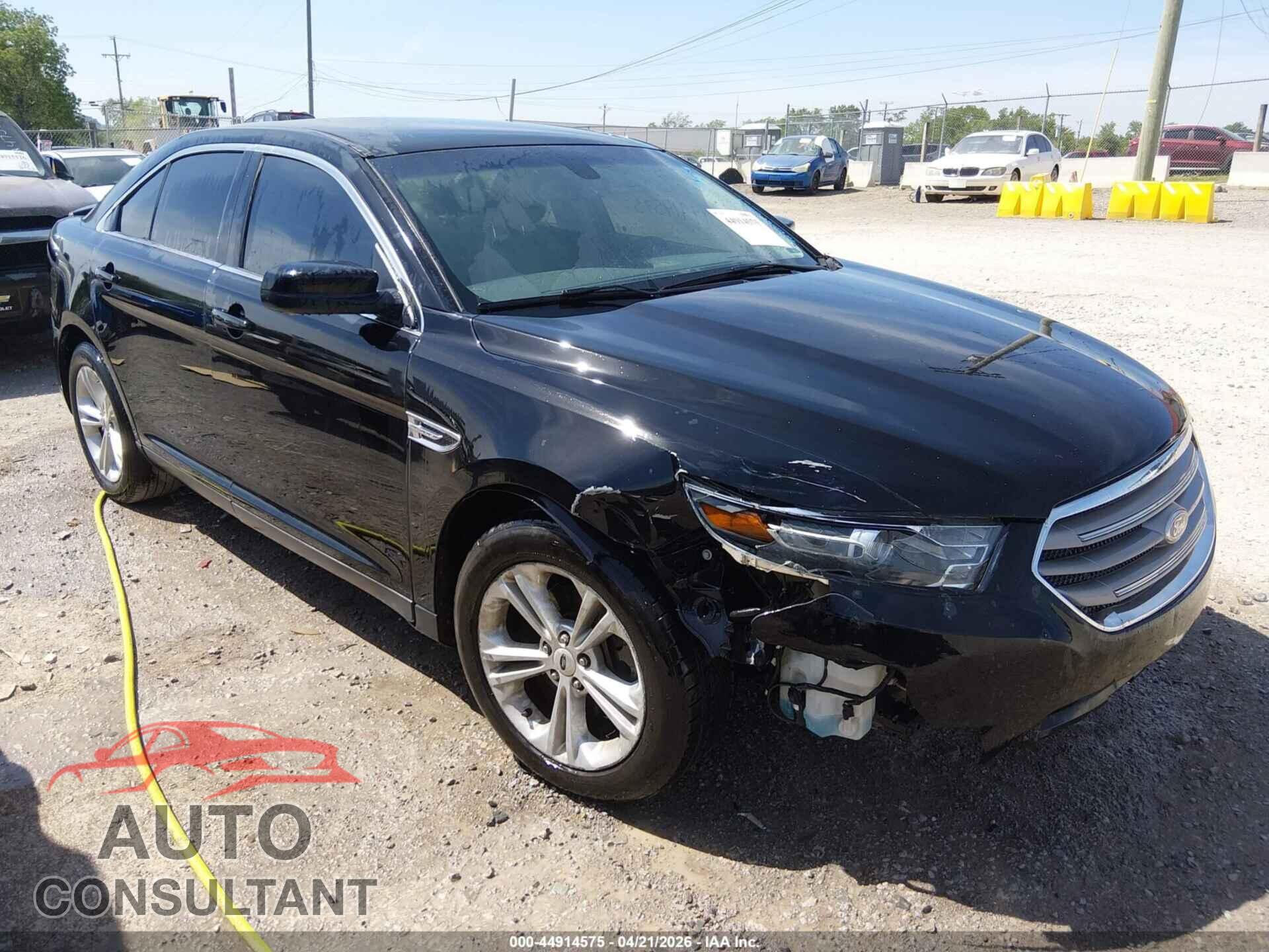 FORD TAURUS 2017 - 1FAHP2E81HG120584