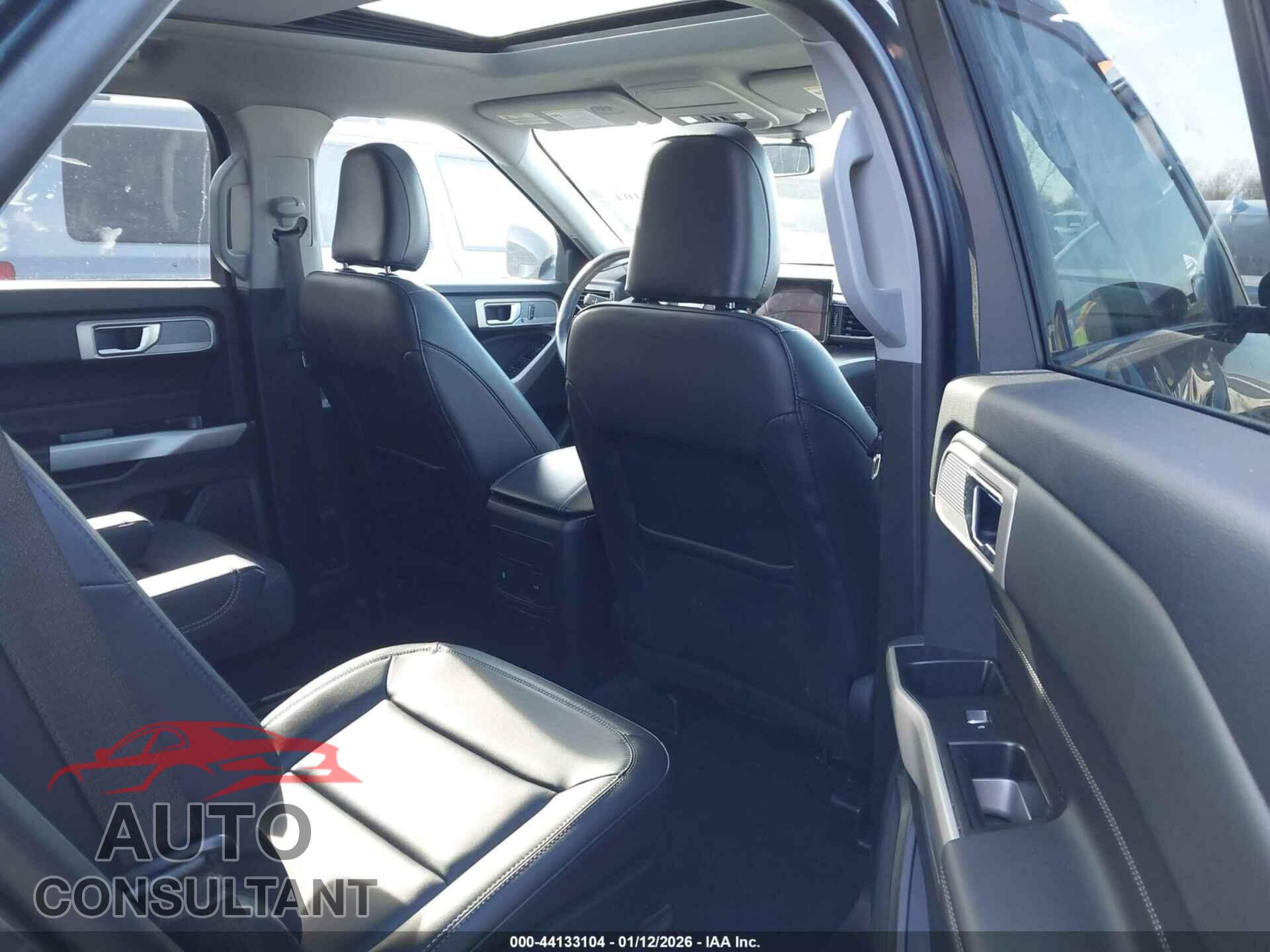 FORD EXPLORER 2024 - 1FMSK8DH2RGA10594