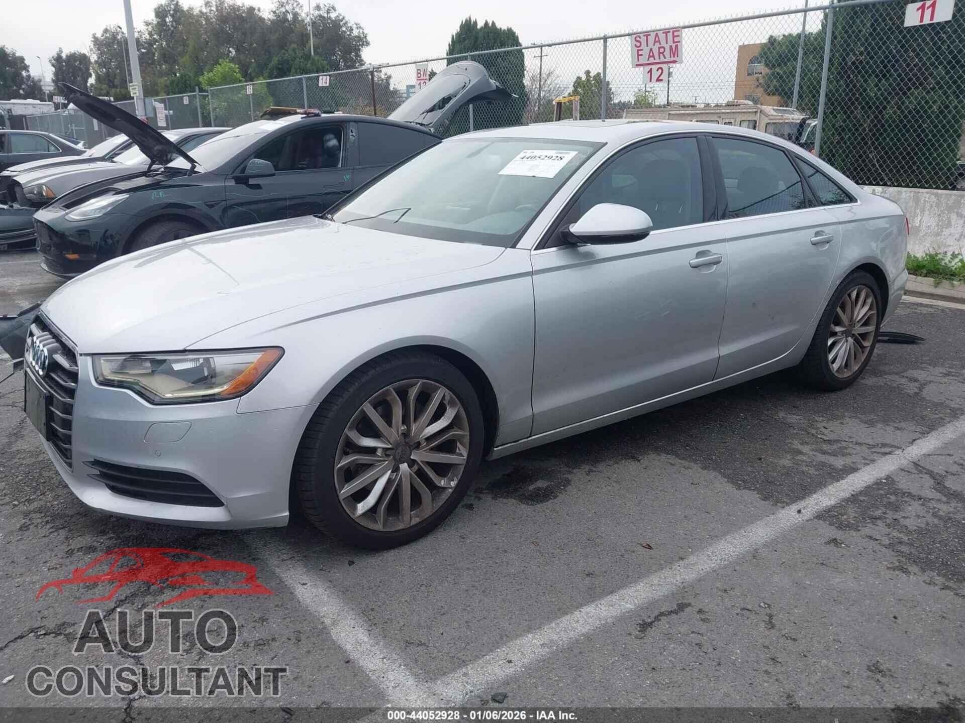 AUDI A6 2013 - WAUGFAFC9DN059977
