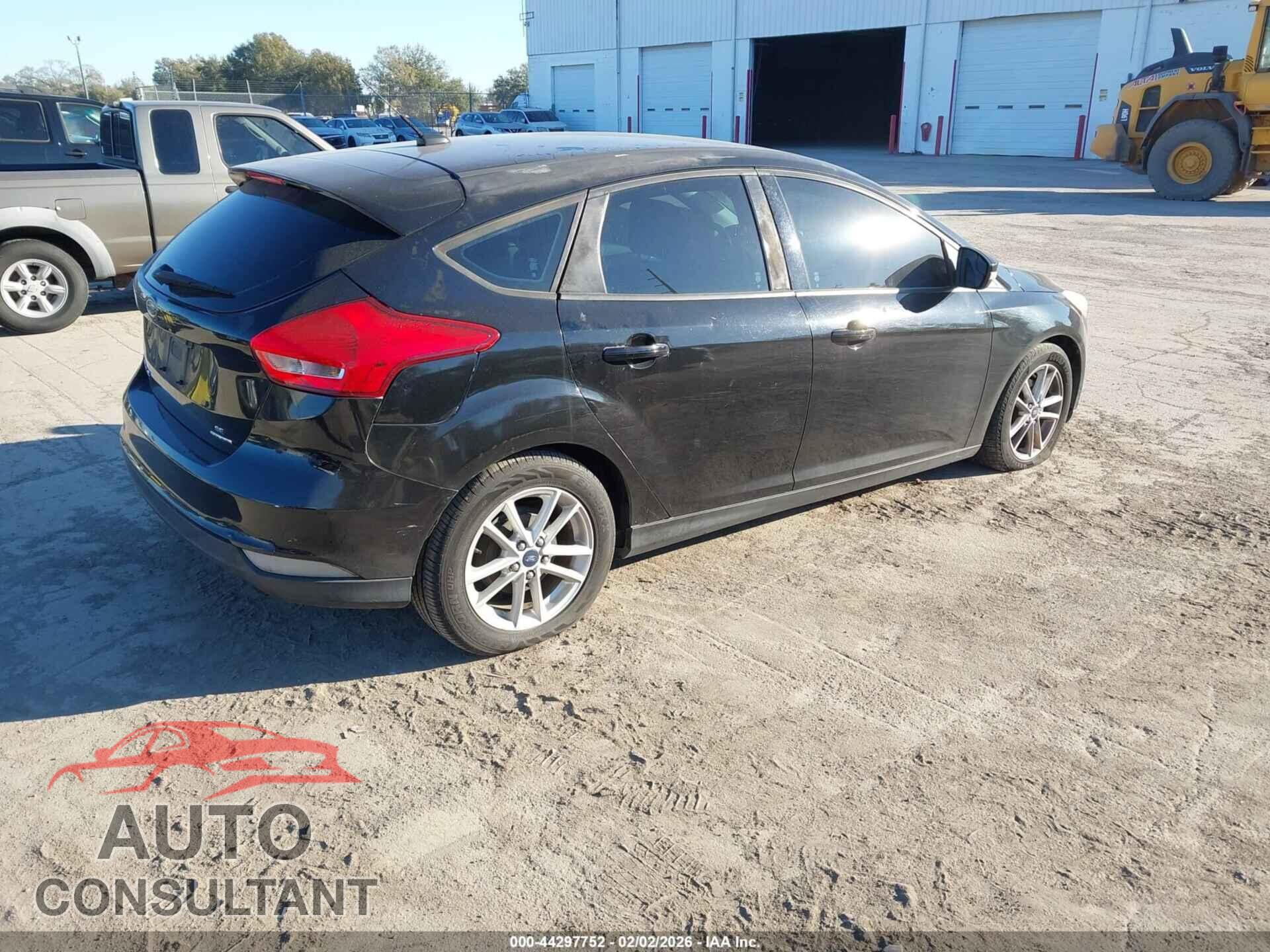 FORD FOCUS 2016 - 1FADP3K27GL306611