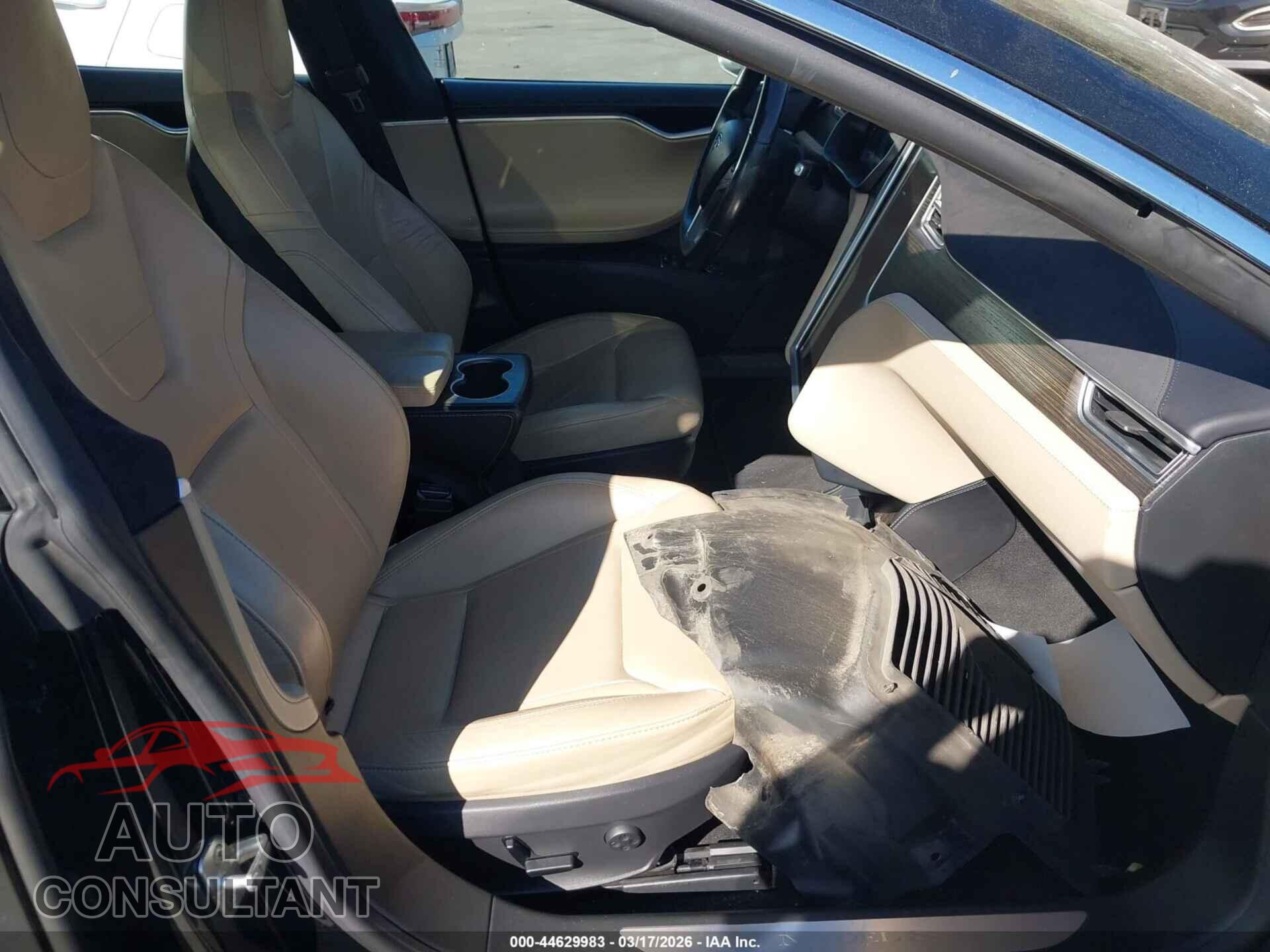 TESLA MODEL S 2016 - 5YJSA1E16GF124217