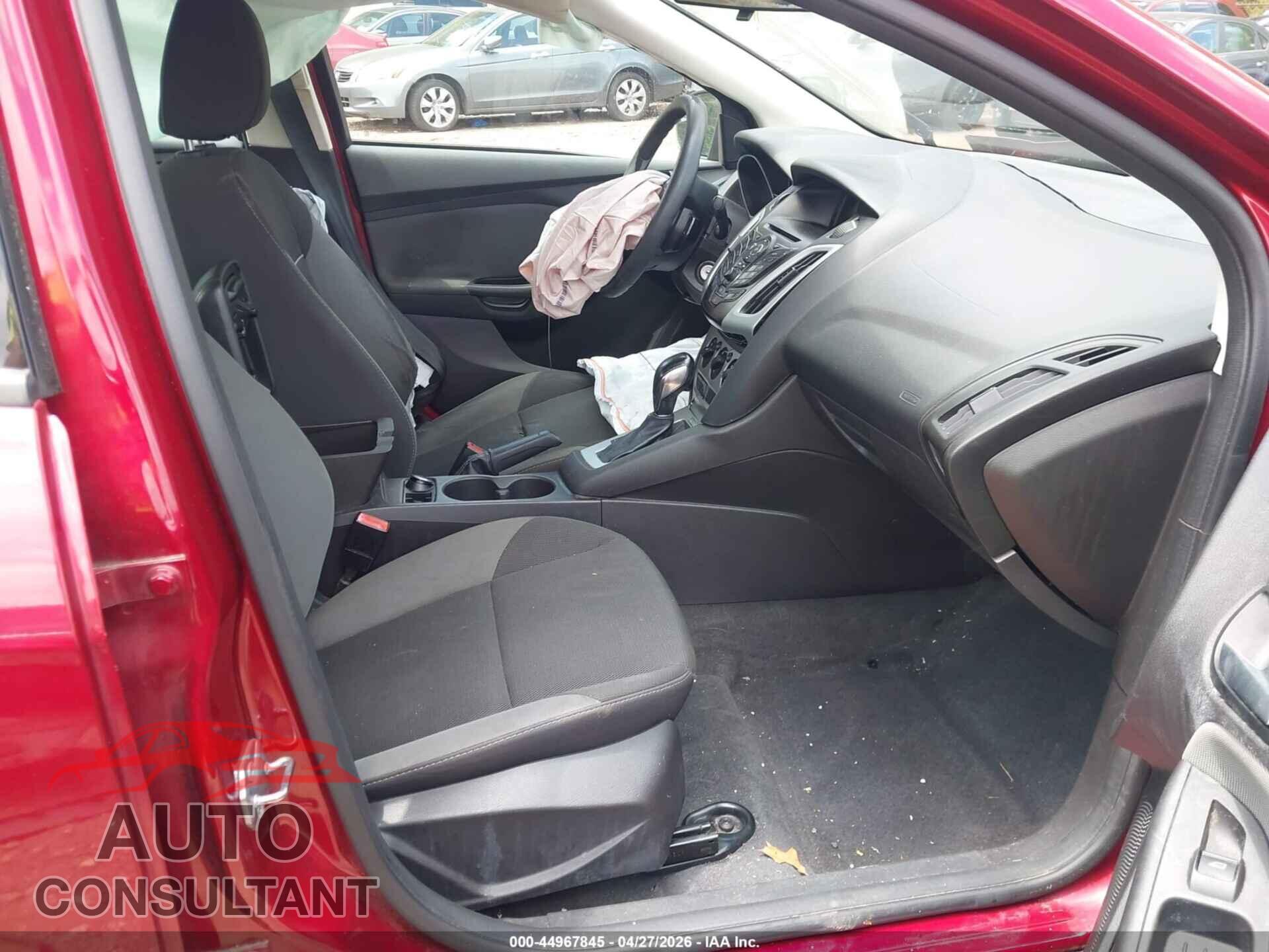 FORD FOCUS 2013 - 1FADP3F2XDL193842