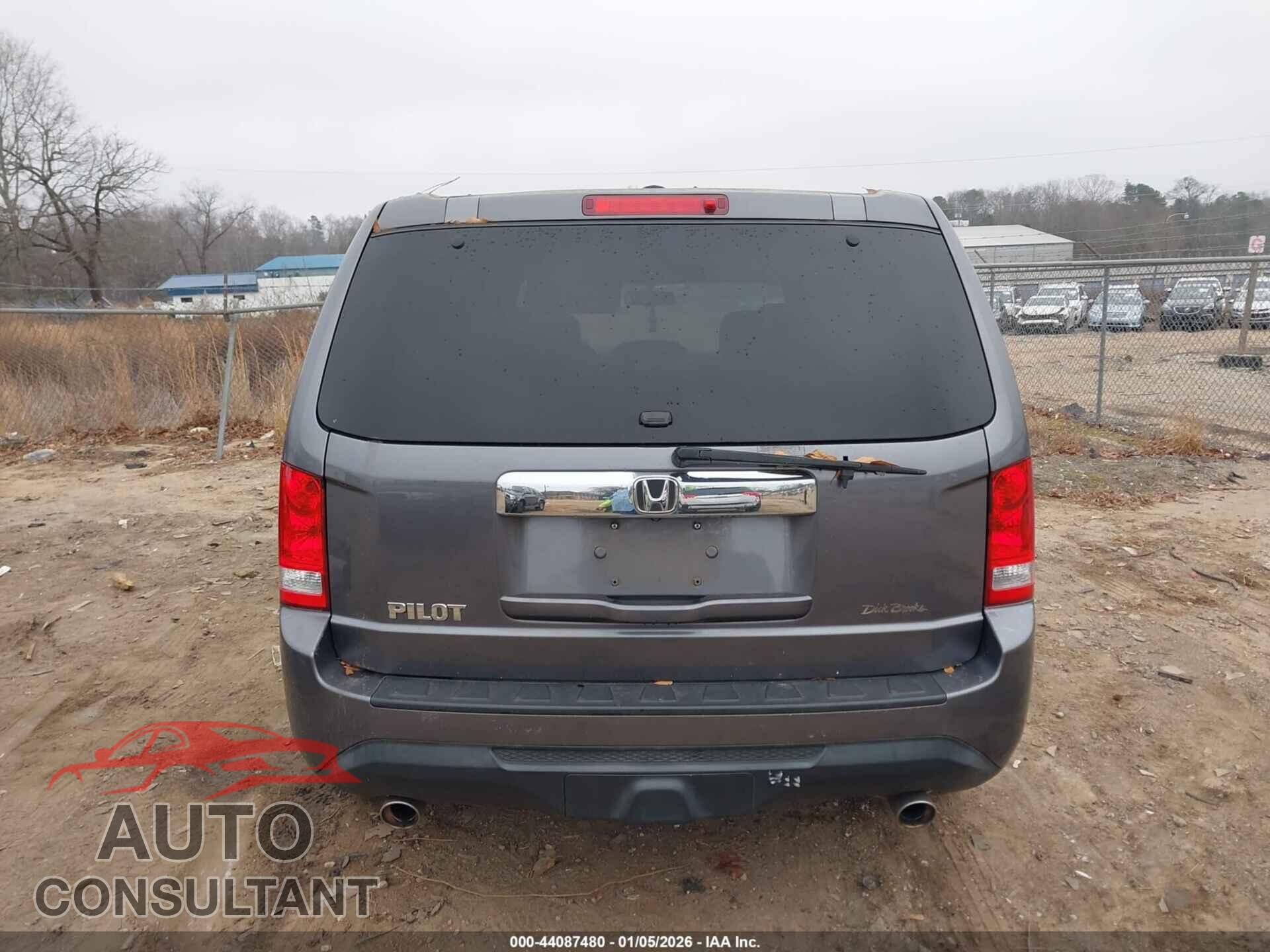 HONDA PILOT 2014 - 5FNYF3H56EB004940