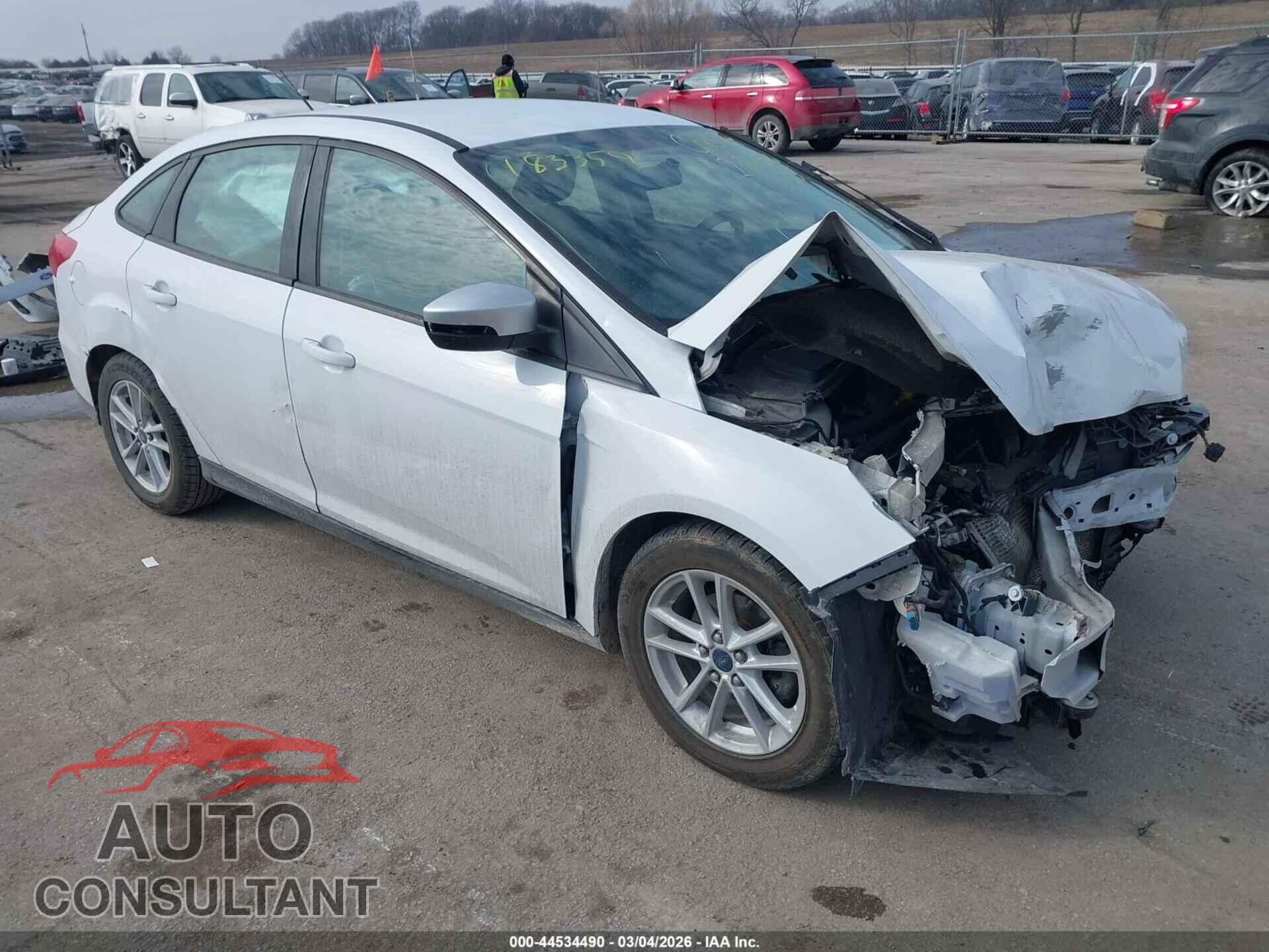 FORD FOCUS 2015 - 1FADP3F20FL289580