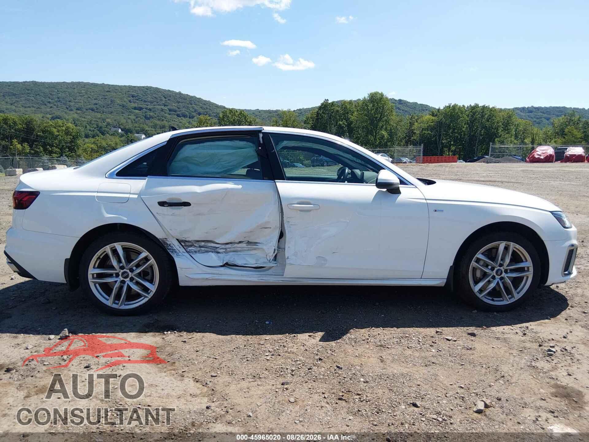AUDI A4 2021 - WAUDAAF44MA018917