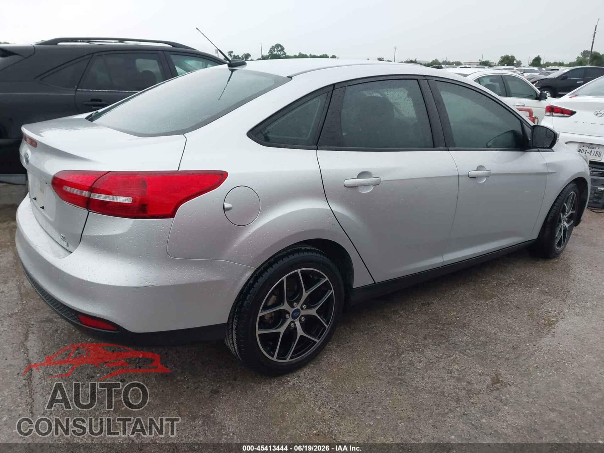 FORD FOCUS 2017 - 1FADP3FE1HL276494
