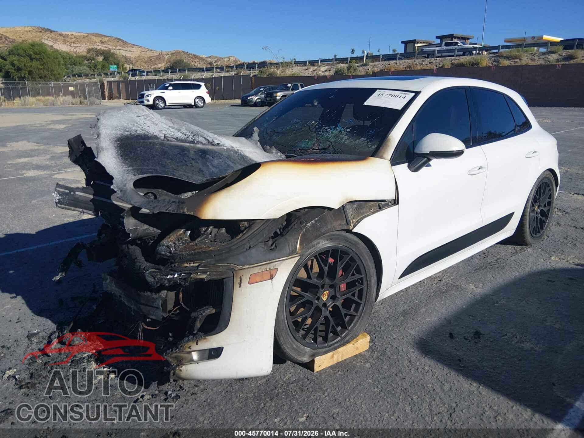 PORSCHE MACAN 2017 - WP1AG2A50HLB50365