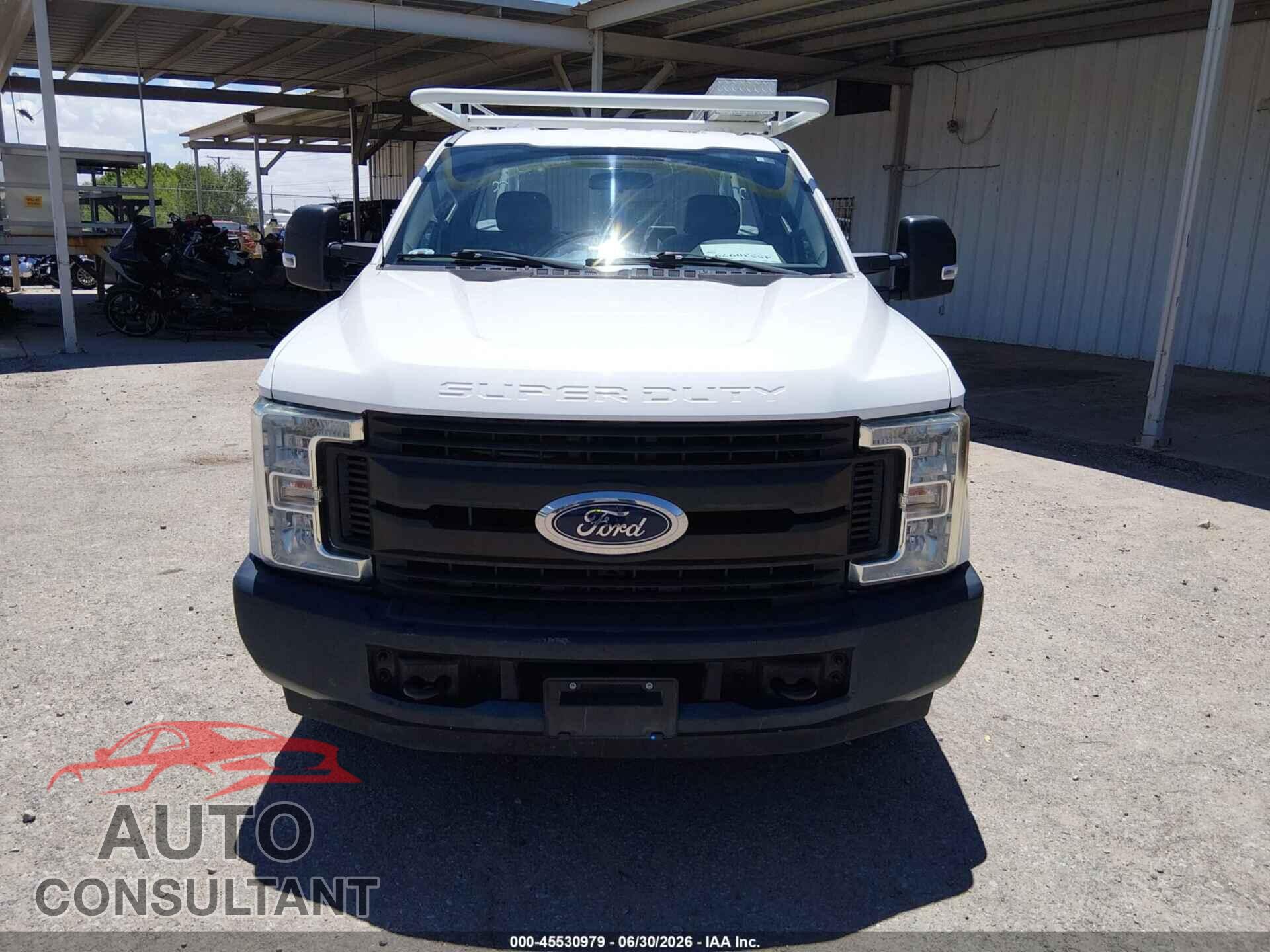 FORD F-250 2017 - 1FDBF2A64HEE07237