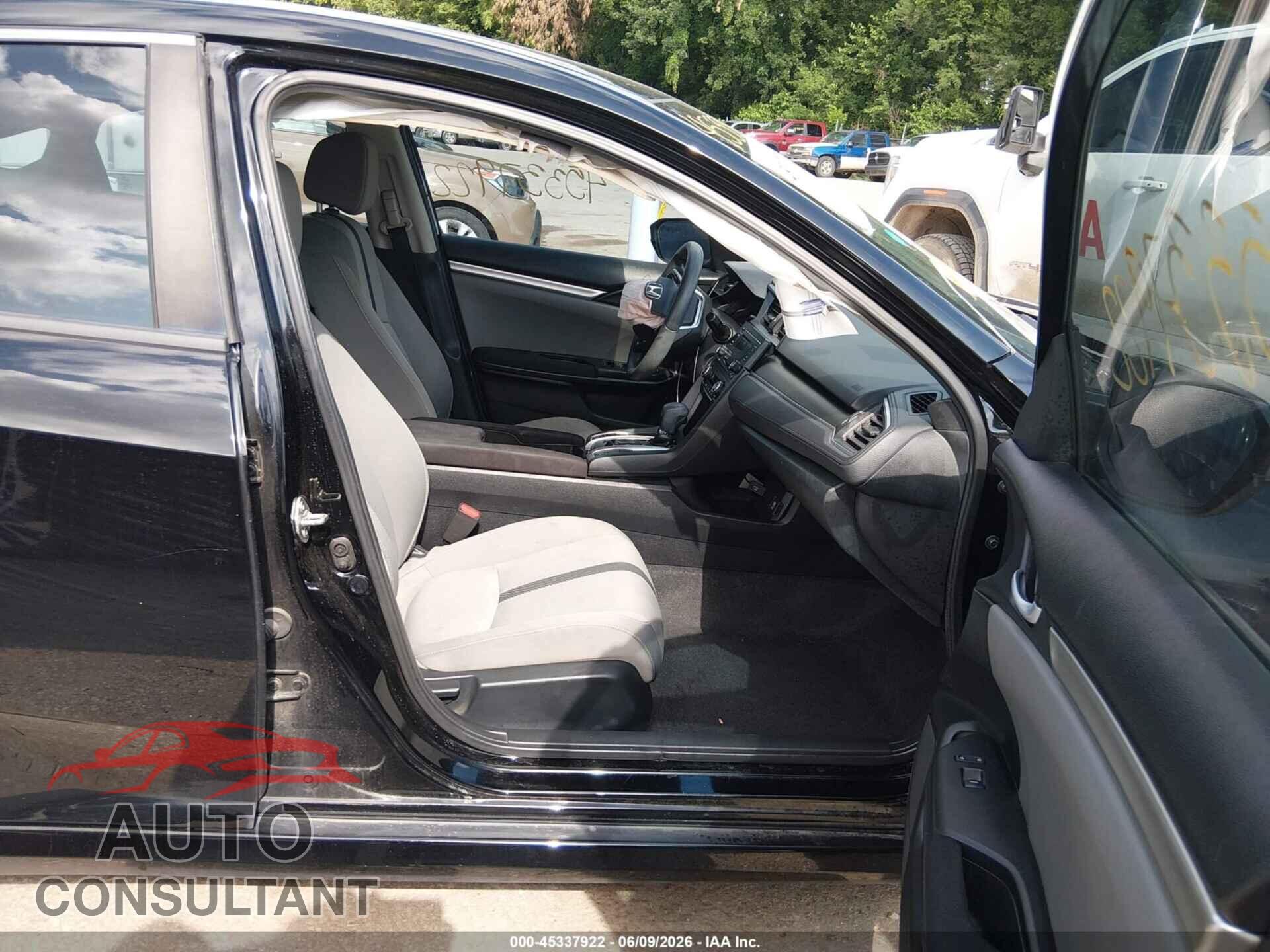 HONDA CIVIC 2019 - 2HGFC2F62KH603217
