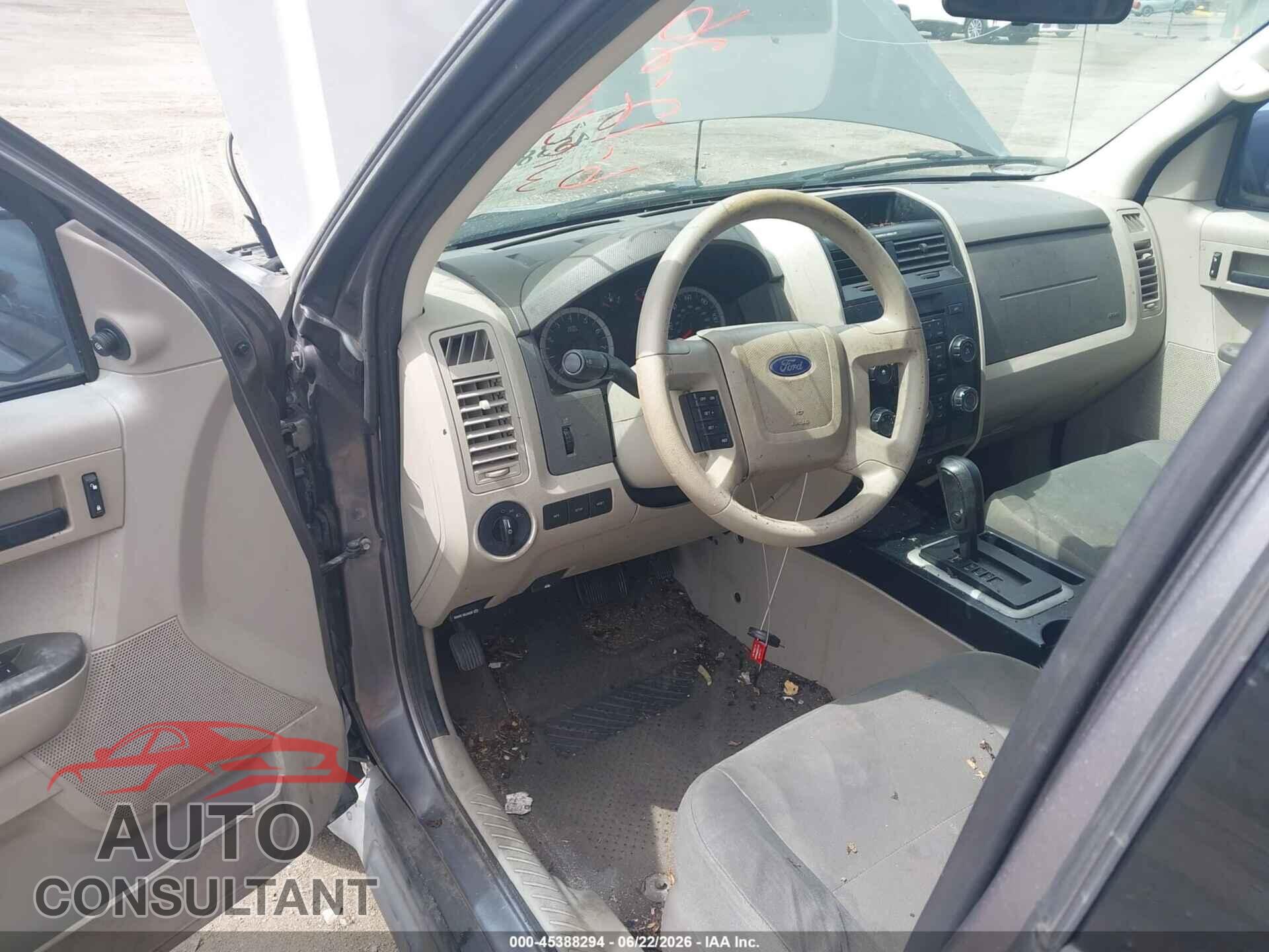 FORD ESCAPE 2011 - 1FMCU0C75BKC22952