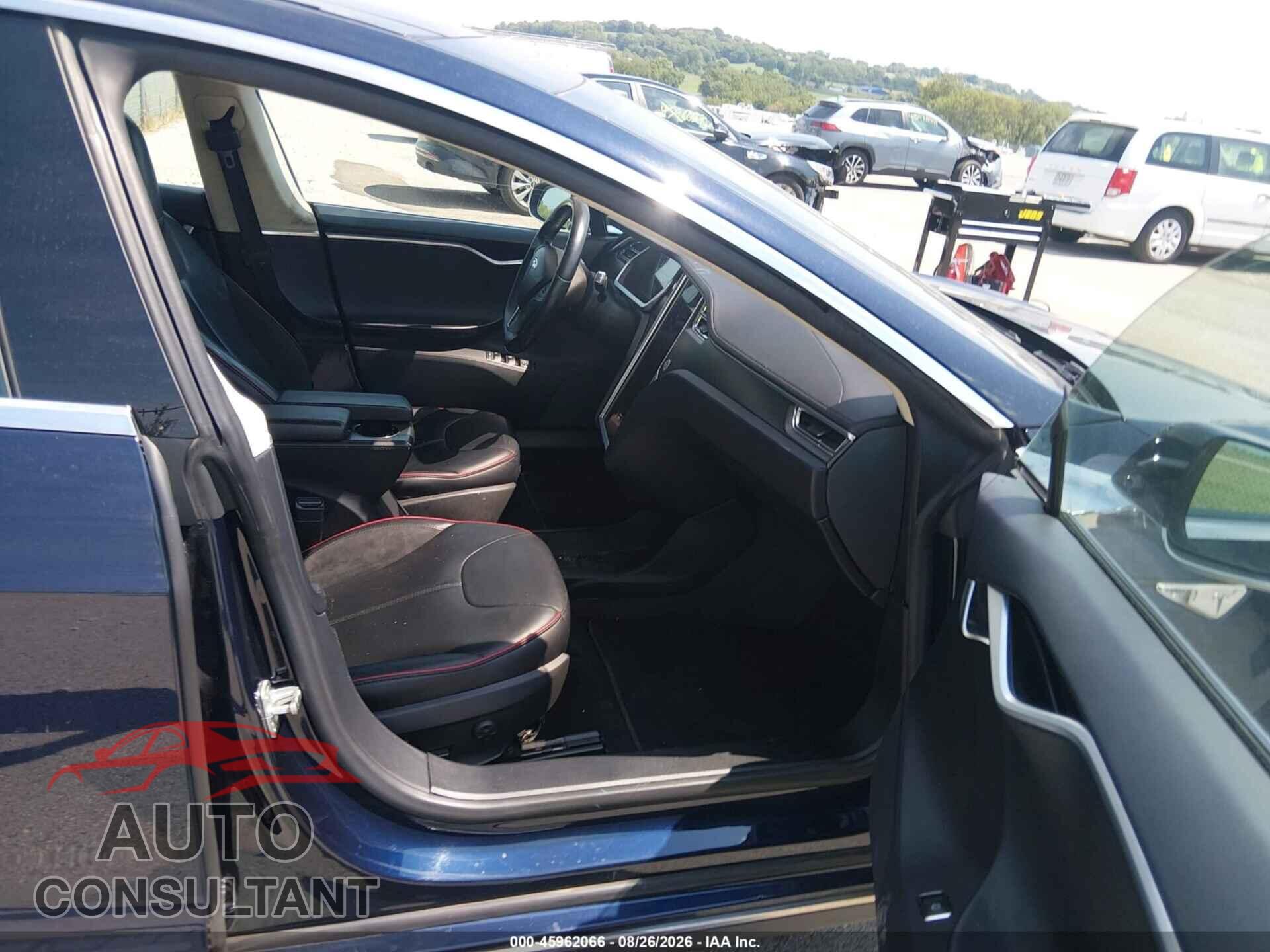 TESLA MODEL S 2013 - 5YJSA1DP7DFP06943
