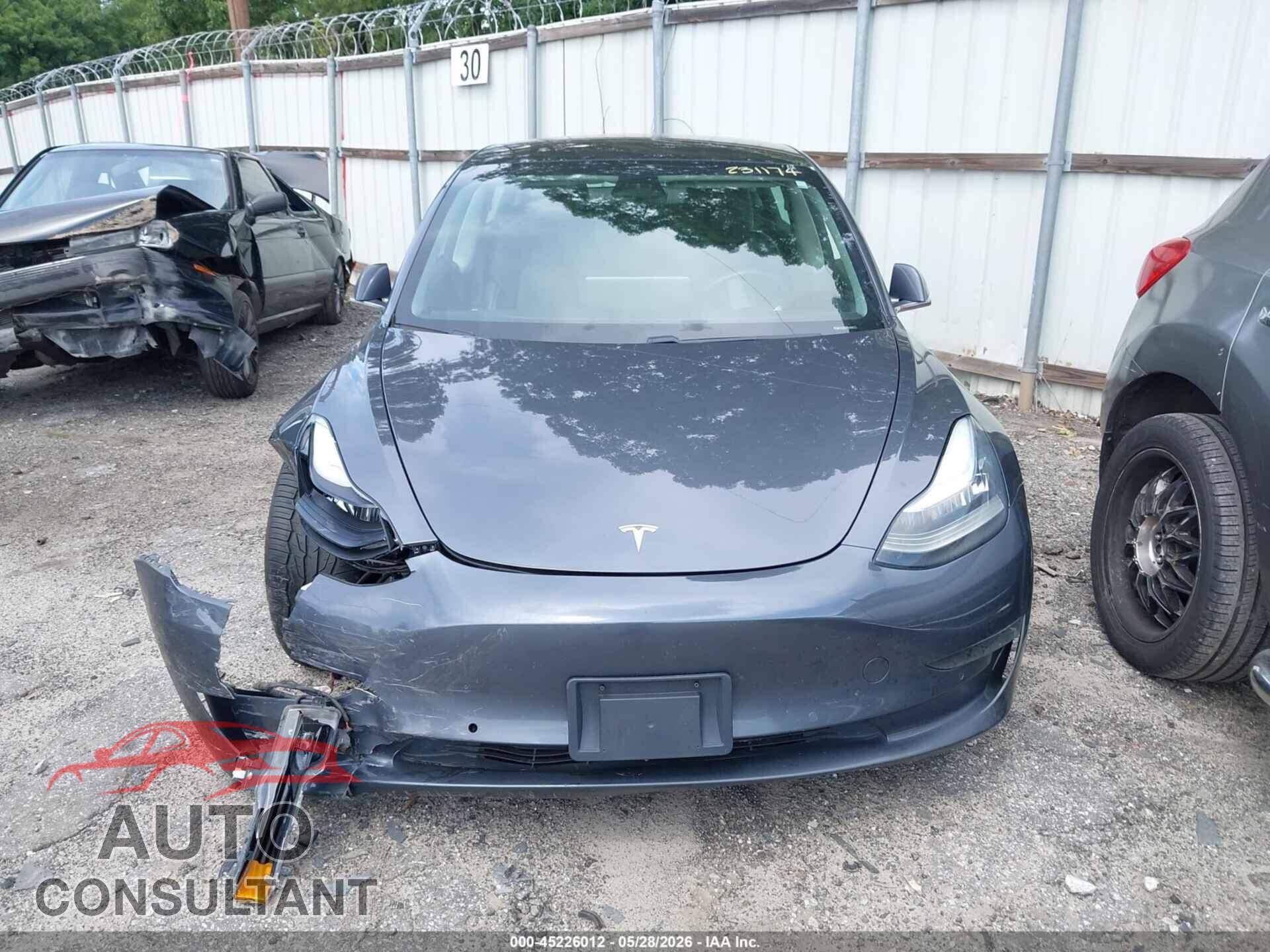 TESLA MODEL 3 2019 - 5YJ3E1EB9KF231174