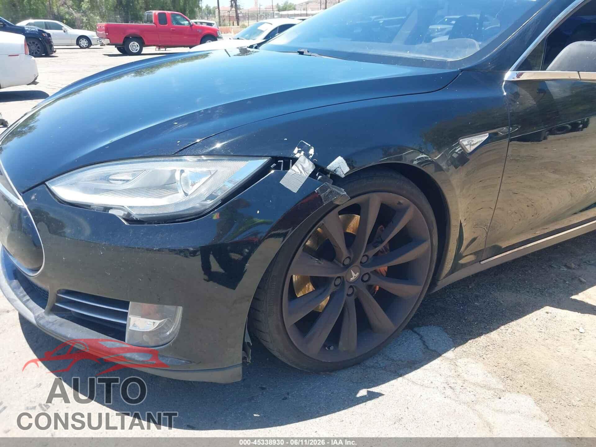 TESLA MODEL S 2012 - 5YJSA1DP6CFS00082