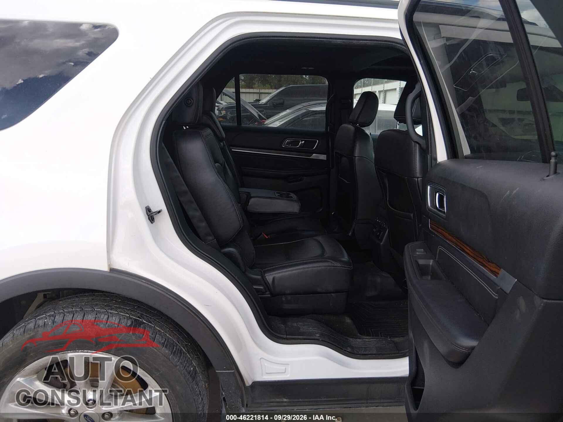 FORD EXPLORER 2018 - 1FM5K7FH3JGB07442