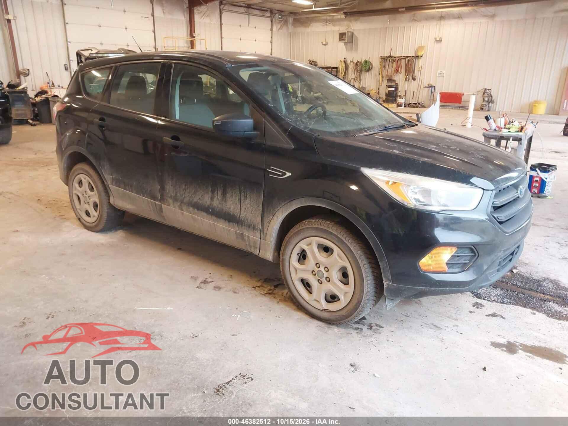 FORD ESCAPE 2017 - 1FMCU0F72HUD57718